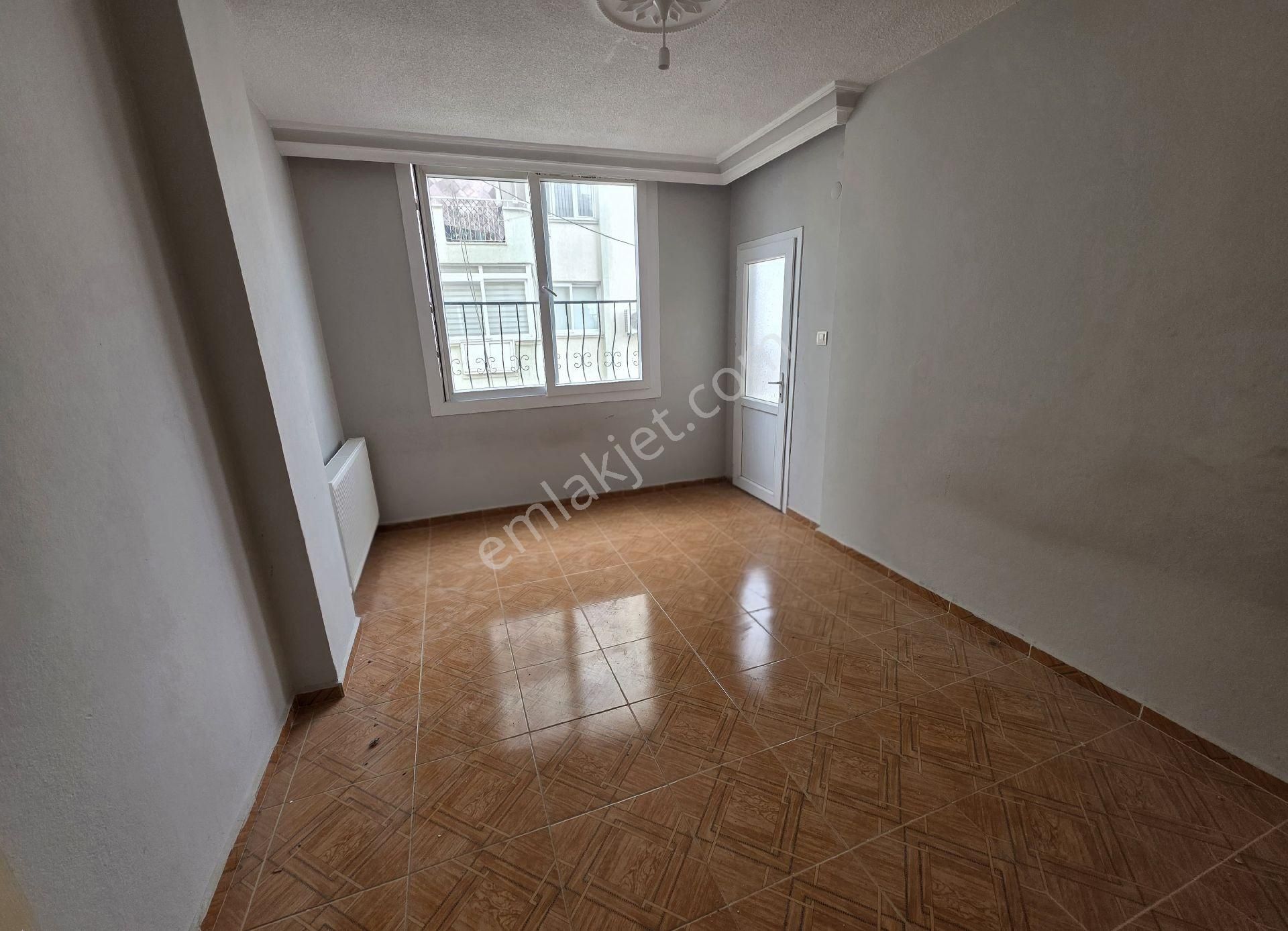 Yeşilyurt Mahallesinde İbo Osman Caddesi Üzeri 3+1 Doğalgazli Kiralık Daire - Görsel 11