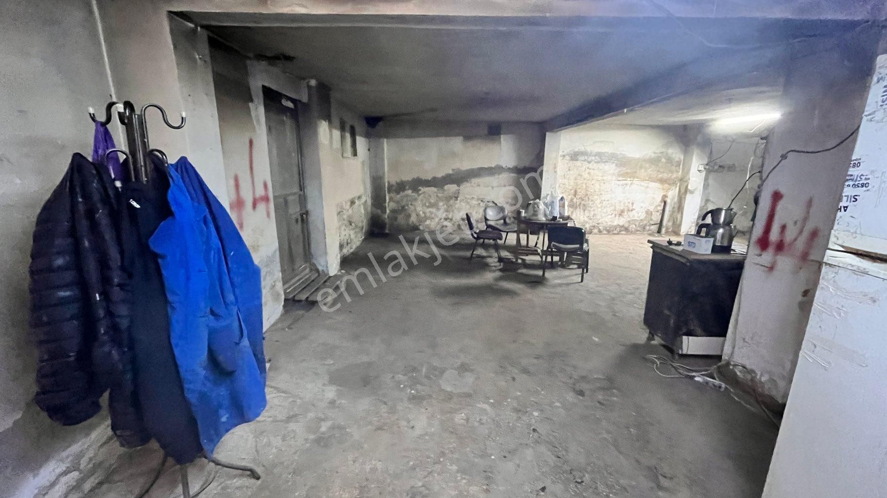 Asma Katlı Depo Ve Düz Ayak Depo Market Erenköy Gümrük Ve Ana Cadde Üzeri - Görsel 7