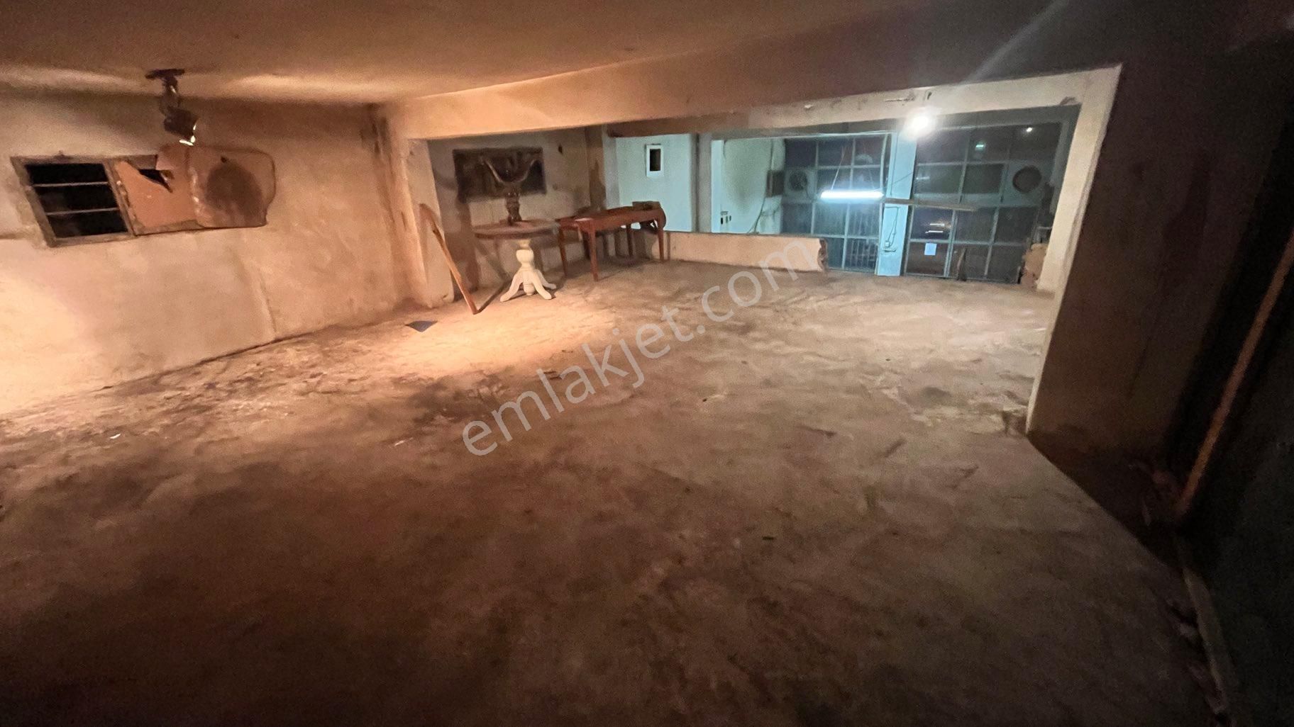 Asma Katlı Depo Ve Düz Ayak Depo Market Erenköy Gümrük Ve Ana Cadde Üzeri - Görsel 2