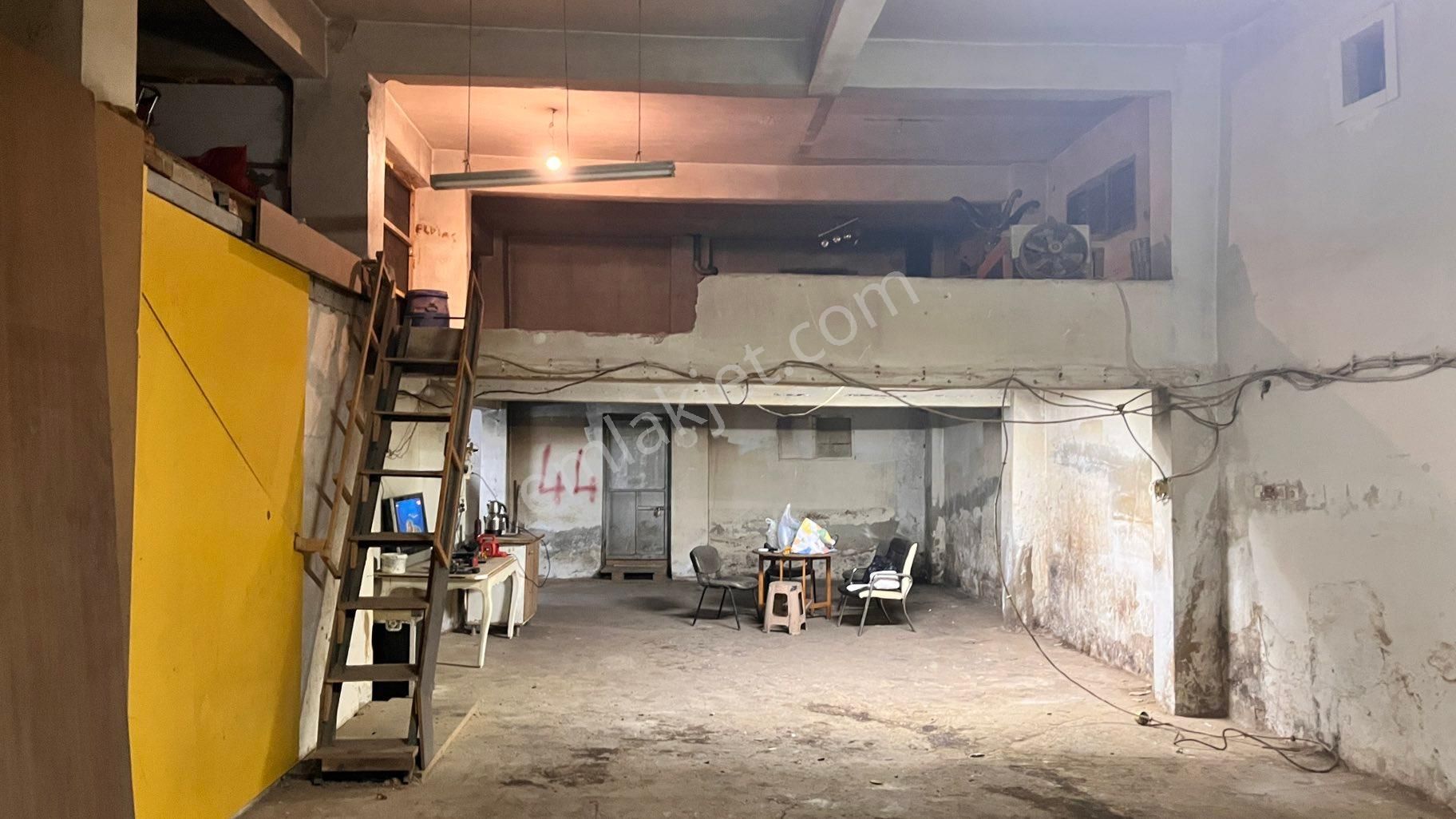Asma Katlı Depo Ve Düz Ayak Depo Market Erenköy Gümrük Ve Ana Cadde Üzeri - Görsel 18
