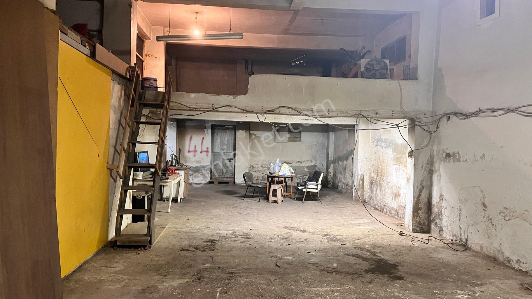 Asma Katlı Depo Ve Düz Ayak Depo Market Erenköy Gümrük Ve Ana Cadde Üzeri - Görsel 20