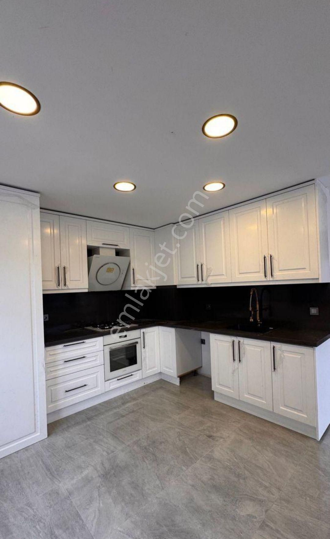 Taş Emlak'tan Çamlıkta Müstakil Sıfır Villa - Görsel 9