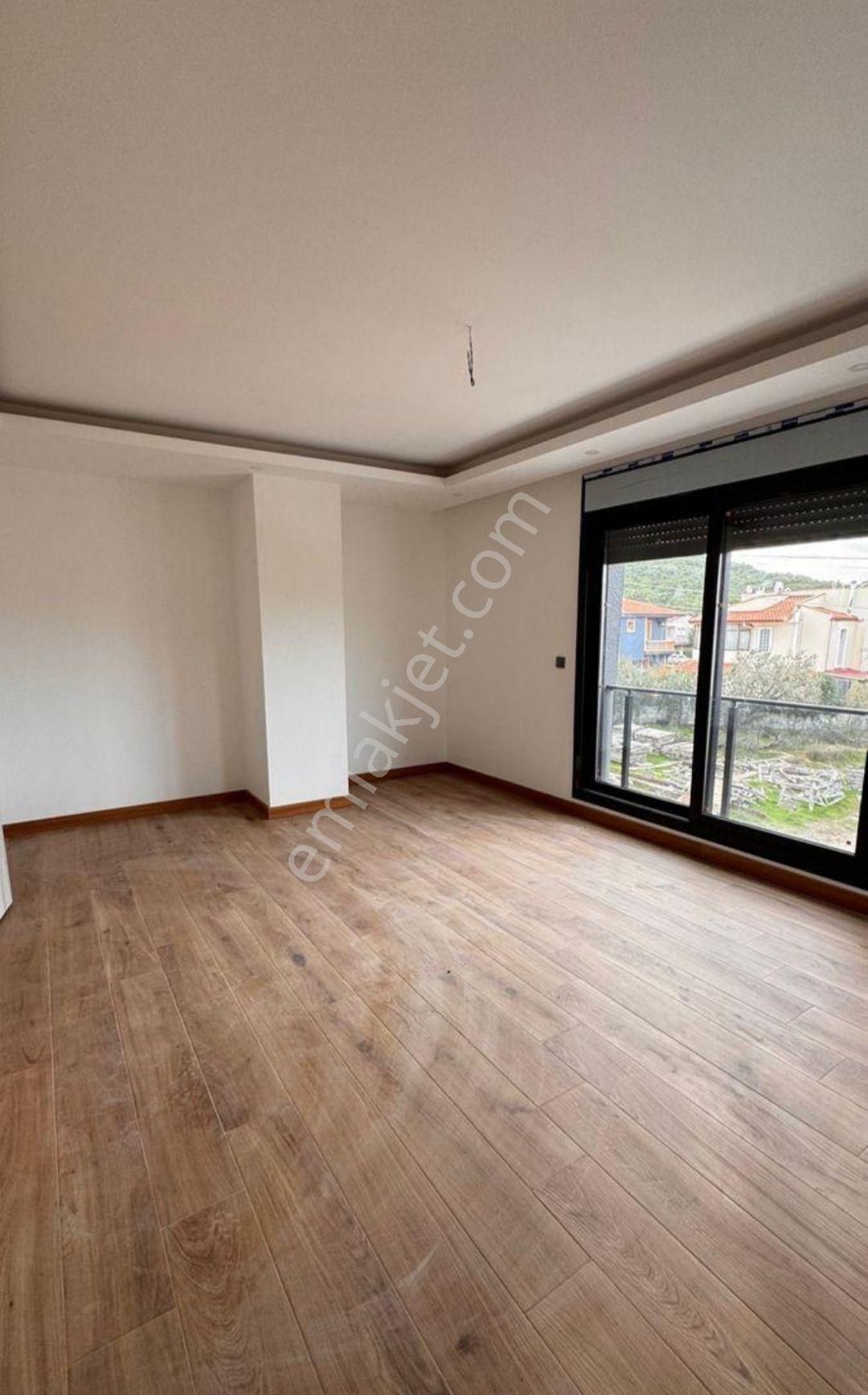 Taş Emlak'tan Çamlıkta Müstakil Sıfır Villa - Görsel 23