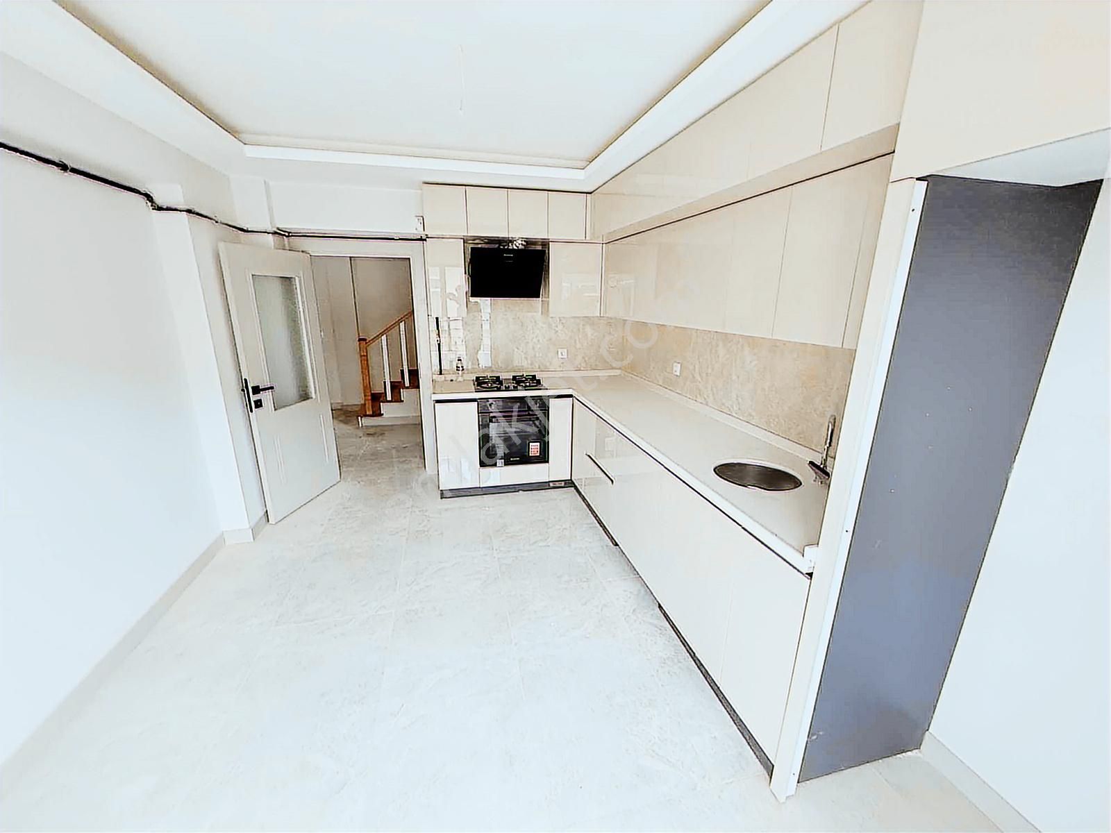 Çankaya Ayrancıda Yeni Binada 4+1 Asansör Garajlı Dubleks Daire - Görsel 19