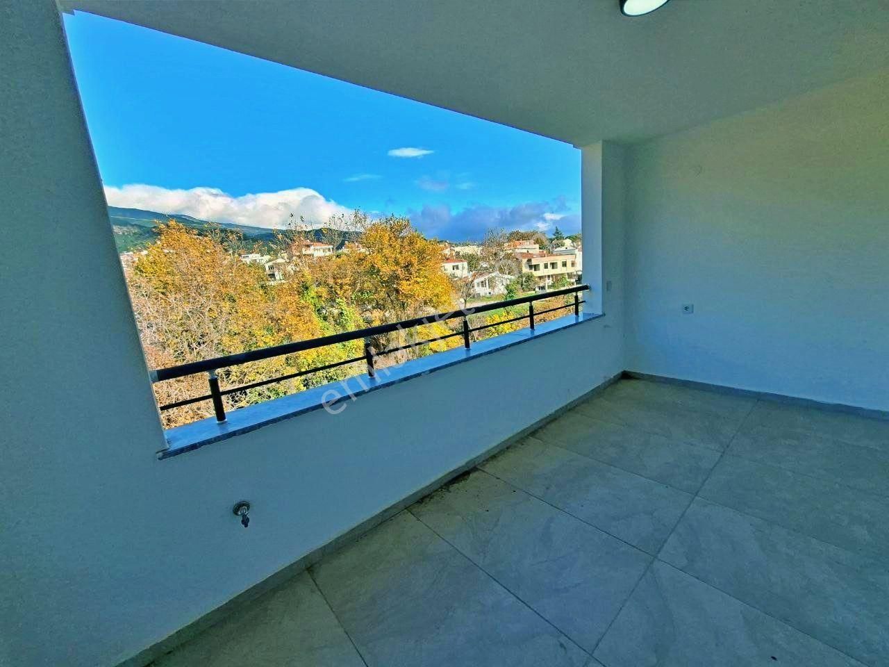 Uytundan Güre'de Doğayla İç İçe Bahçeli Satılık 3+1 Villa - Görsel 18