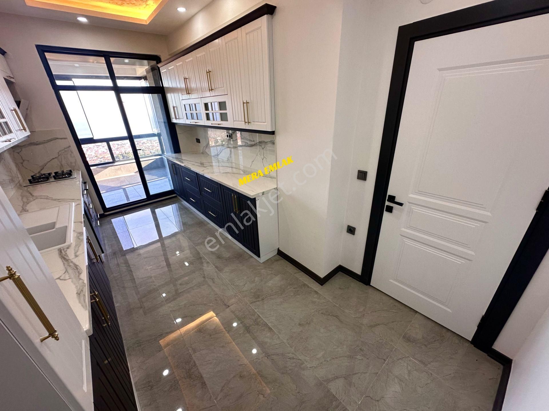 Tek Yetkili Mera Emlak▀▄ Altınolukta 5+1 Körfezin En Lüx Villası - Görsel 15