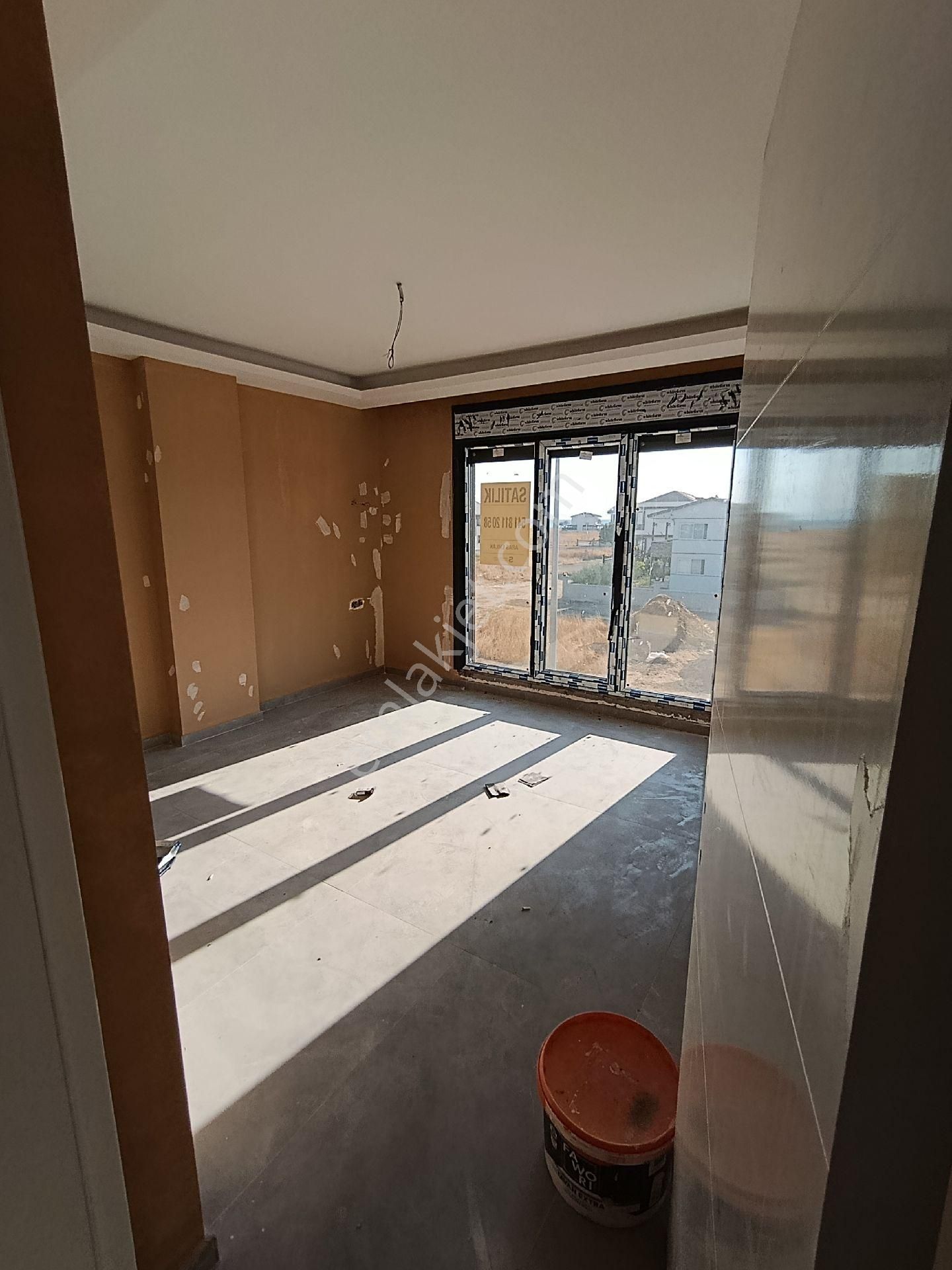 Taş Emlak'tan Altınovada 4+1 Sıfır Villa - Görsel 15