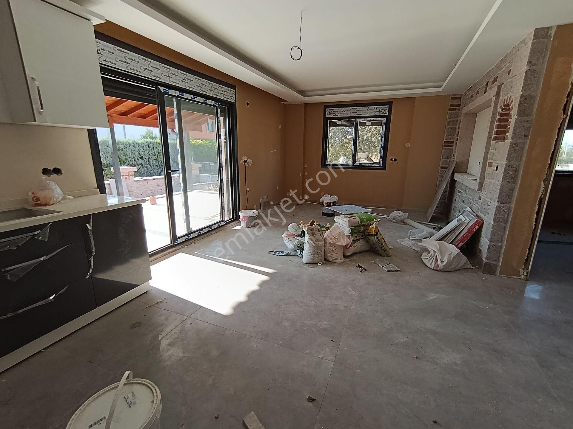 Taş Emlak'tan Altınovada 4+1 Sıfır Villa - Görsel 10