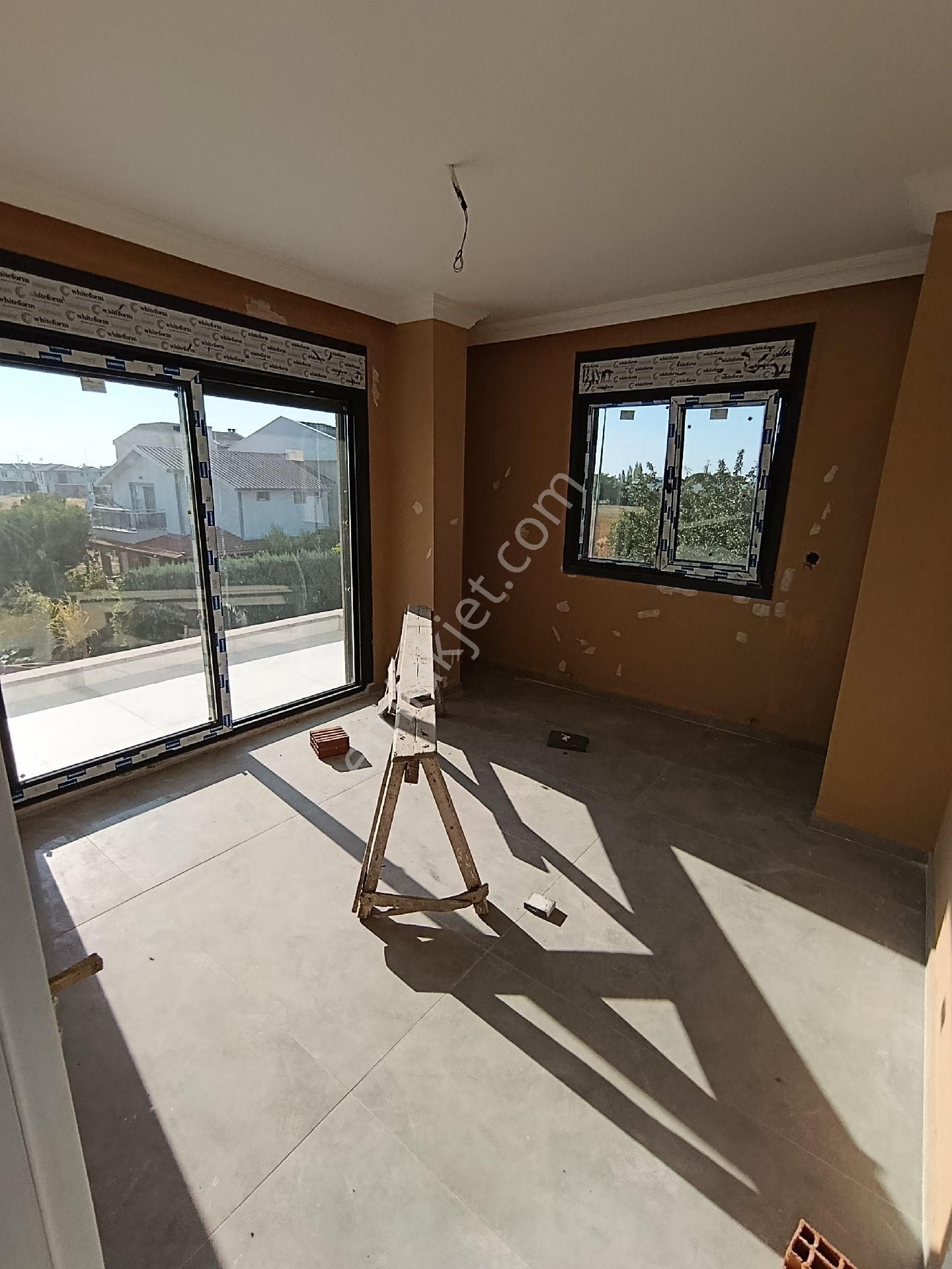 Taş Emlak'tan Altınovada 4+1 Sıfır Villa - Görsel 21