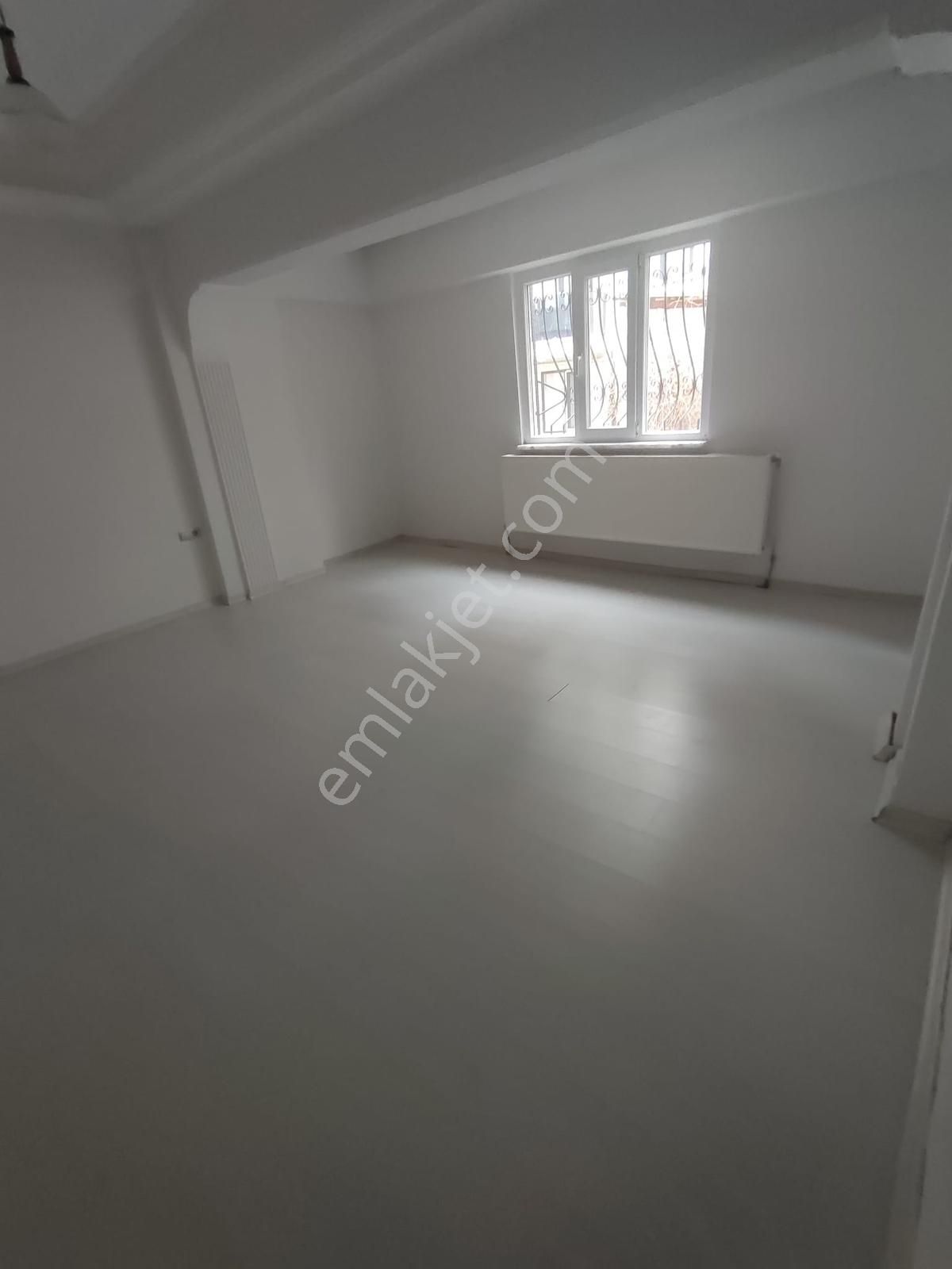 Kaan Emlaktan 15 Mayısta Yeni Binada 3+1 Satılık Daire - Görsel 10