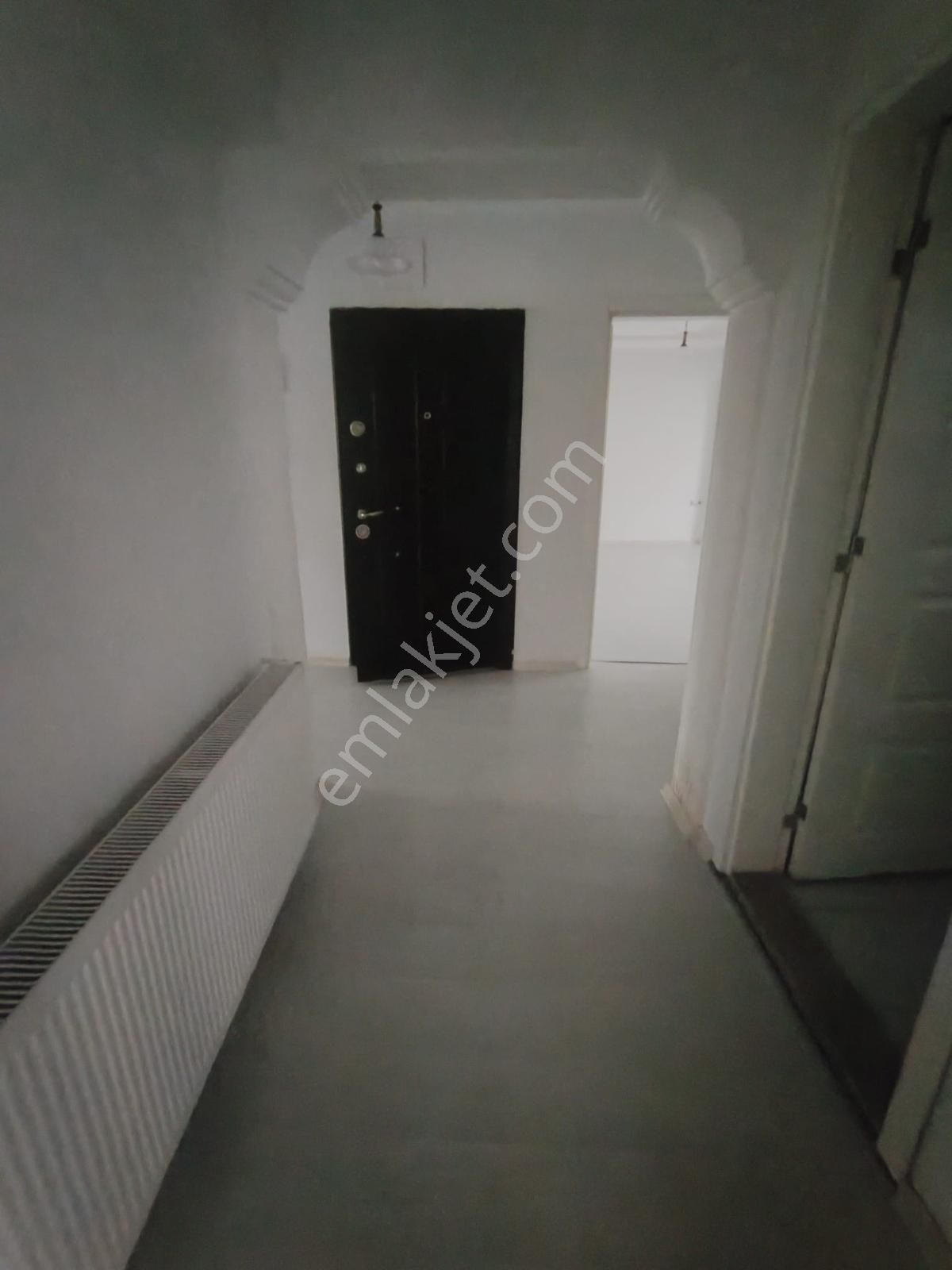 Kaan Emlaktan 15 Mayısta Yeni Binada 3+1 Satılık Daire - Görsel 8