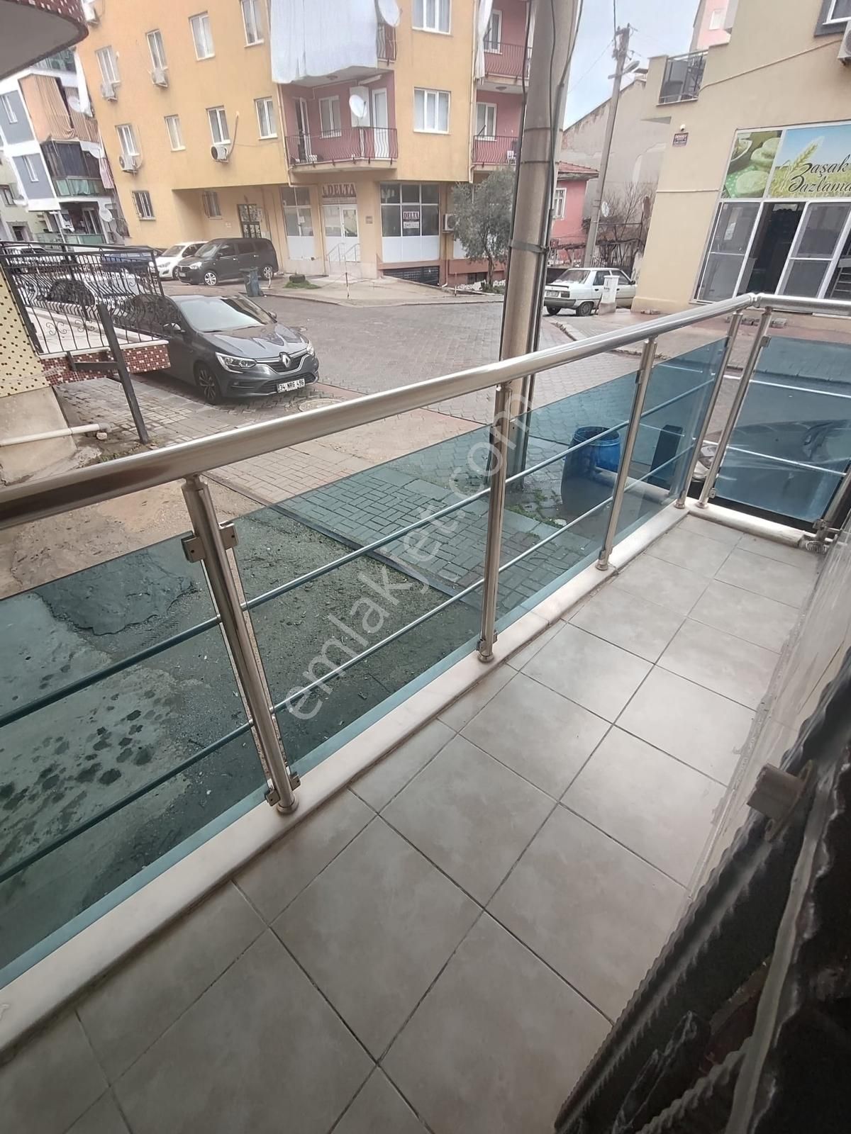 Kaan Emlaktan 15 Mayısta Yeni Binada 3+1 Satılık Daire - Görsel 3