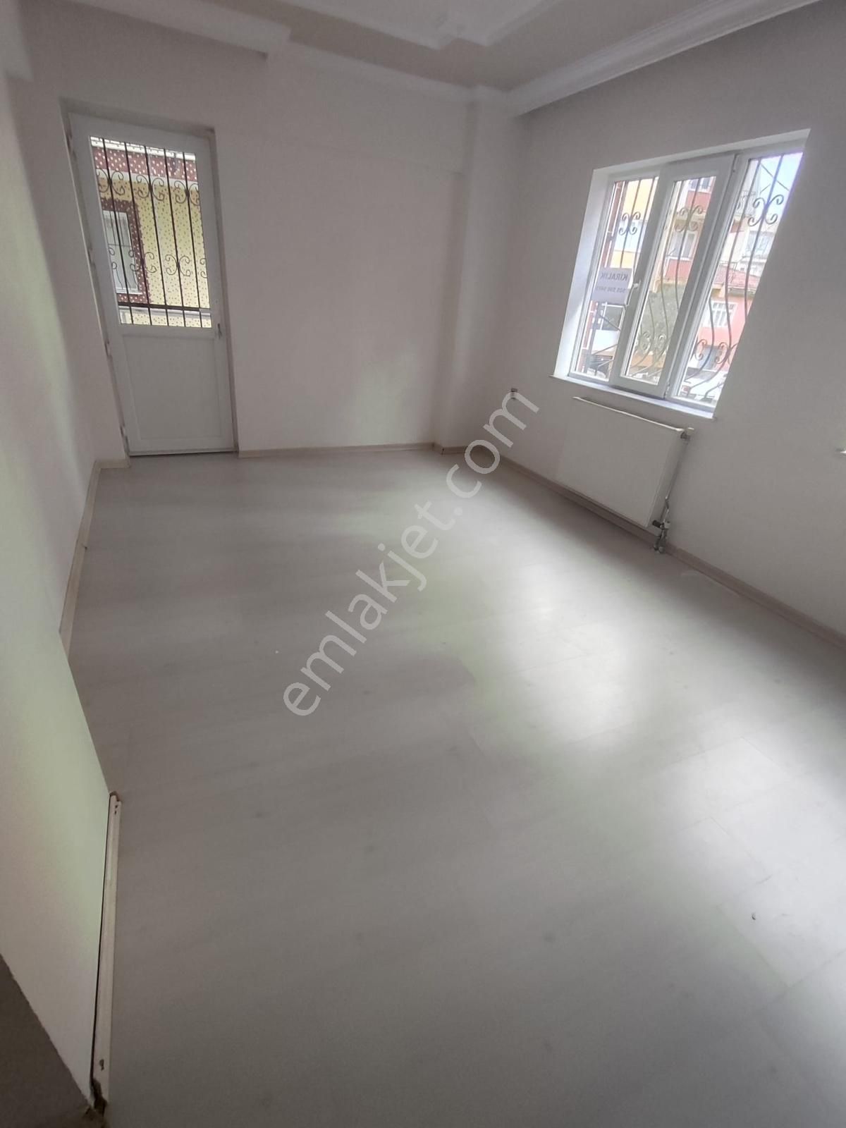 Kaan Emlaktan 15 Mayısta Yeni Binada 3+1 Satılık Daire - Görsel 12