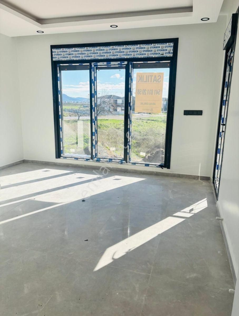 Taş Emlak'tan Taş Mimarili 4+1 Sıfır Villa - Görsel 10