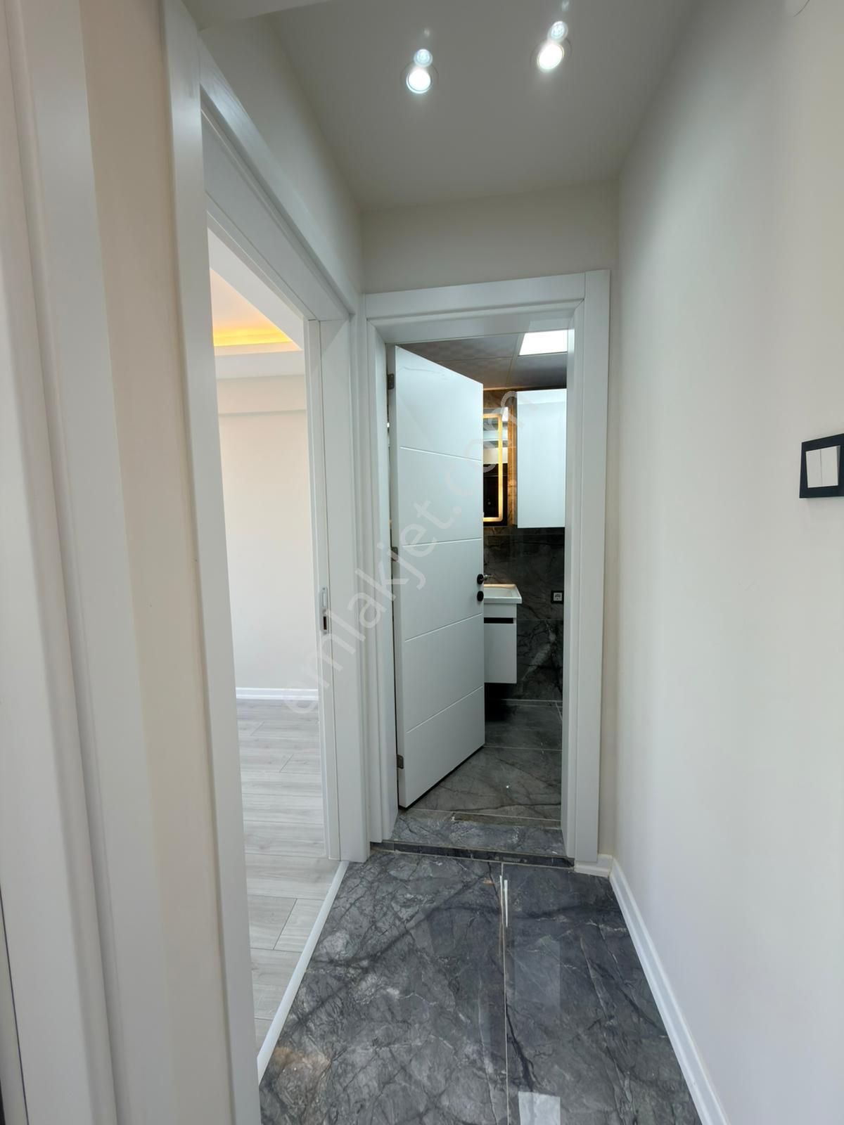 🏡alaybey Mahallesi 🏡 ✅2+1 95m2 5 Katlının 5 Katı ❇️kapalı Mutfak Petek Kombili - Görsel 3
