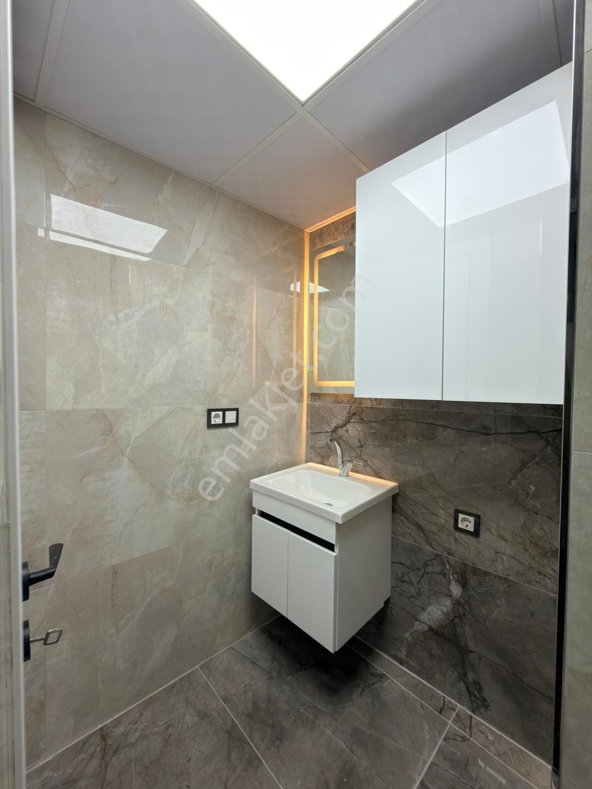 🏡alaybey Mahallesi 🏡 ✅2+1 95m2 5 Katlının 5 Katı ❇️kapalı Mutfak Petek Kombili - Görsel 24