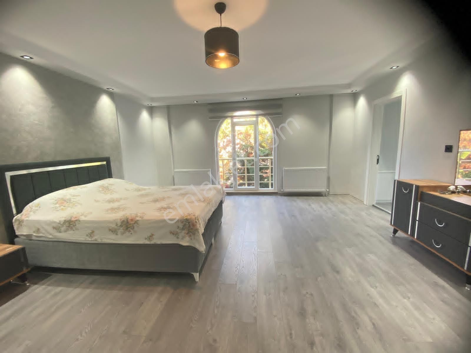 Tekirdağ Çerkezköy Ambardere'de 5+2 Havuzlu Acil Satılık Villa - Görsel 17