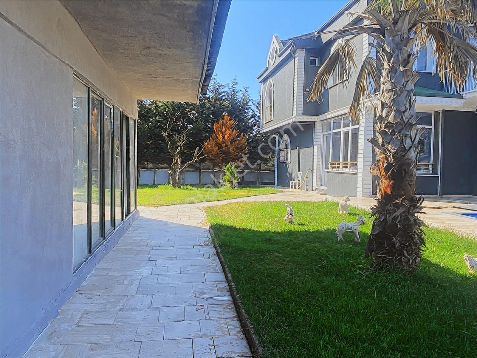 Tekirdağ Çerkezköy Ambardere'de 5+2 Havuzlu Acil Satılık Villa - Görsel 16