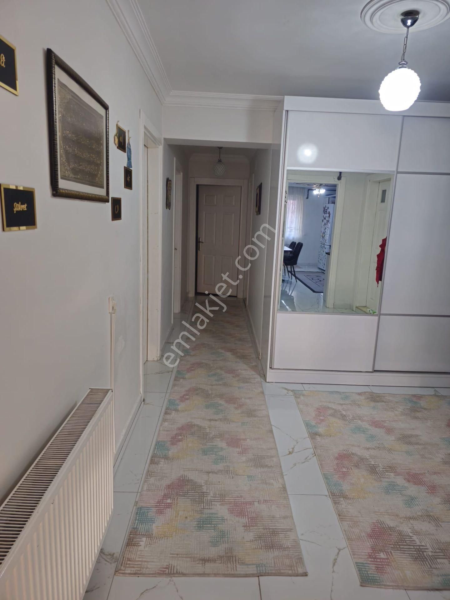 Cumhuriyet Mahallesinde Satılık Daire - Görsel 2