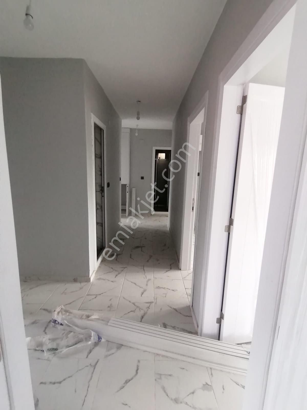 İsmetpaşa Mahallesi’nde Merkezi Konumda 3+1 Kiralık Müstakil Ev - Görsel 7