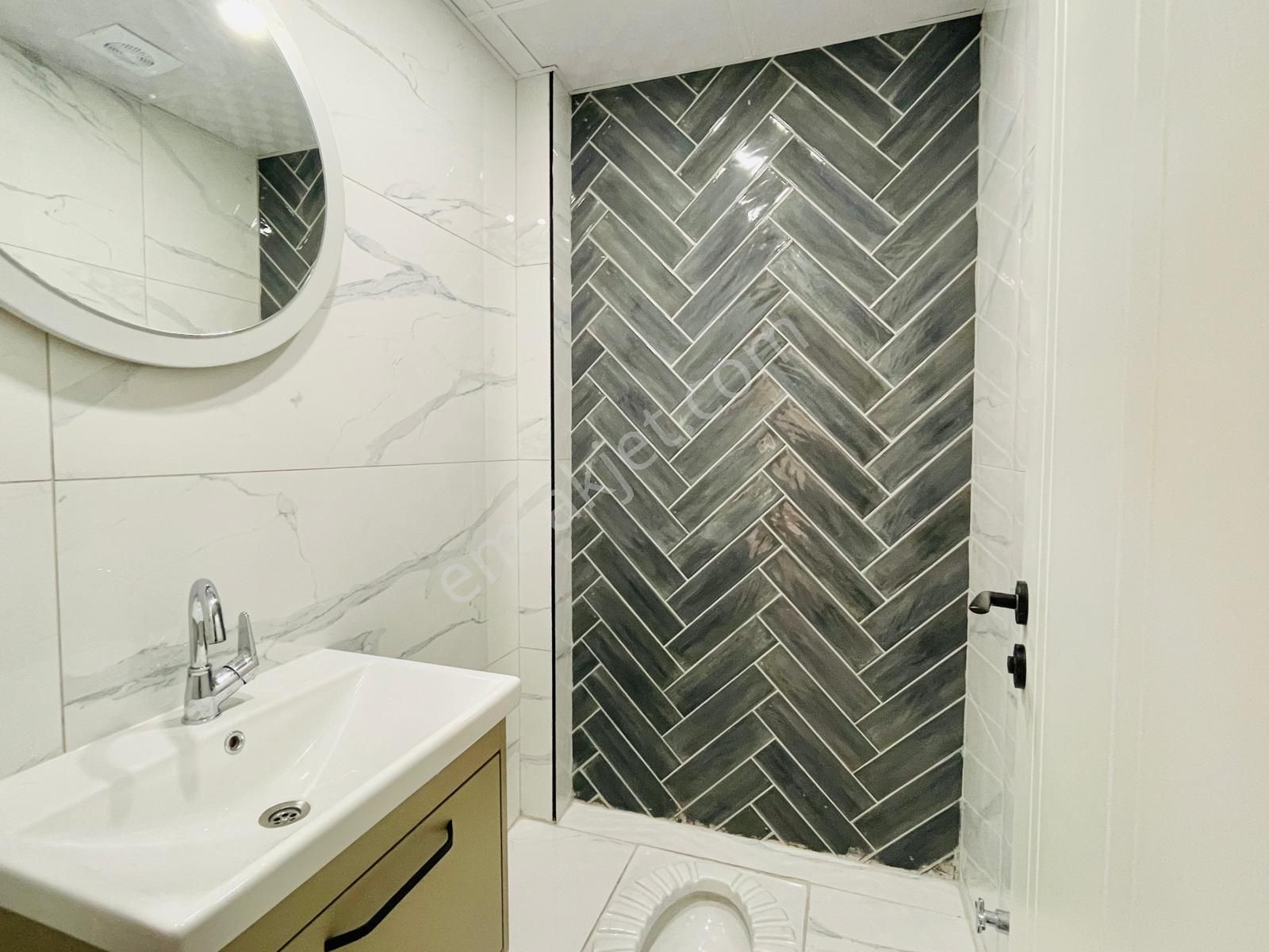 İldem'de 2+1 Sıfır Ayarında Hastane Projesi Yanı Lüks Daire - Görsel 13