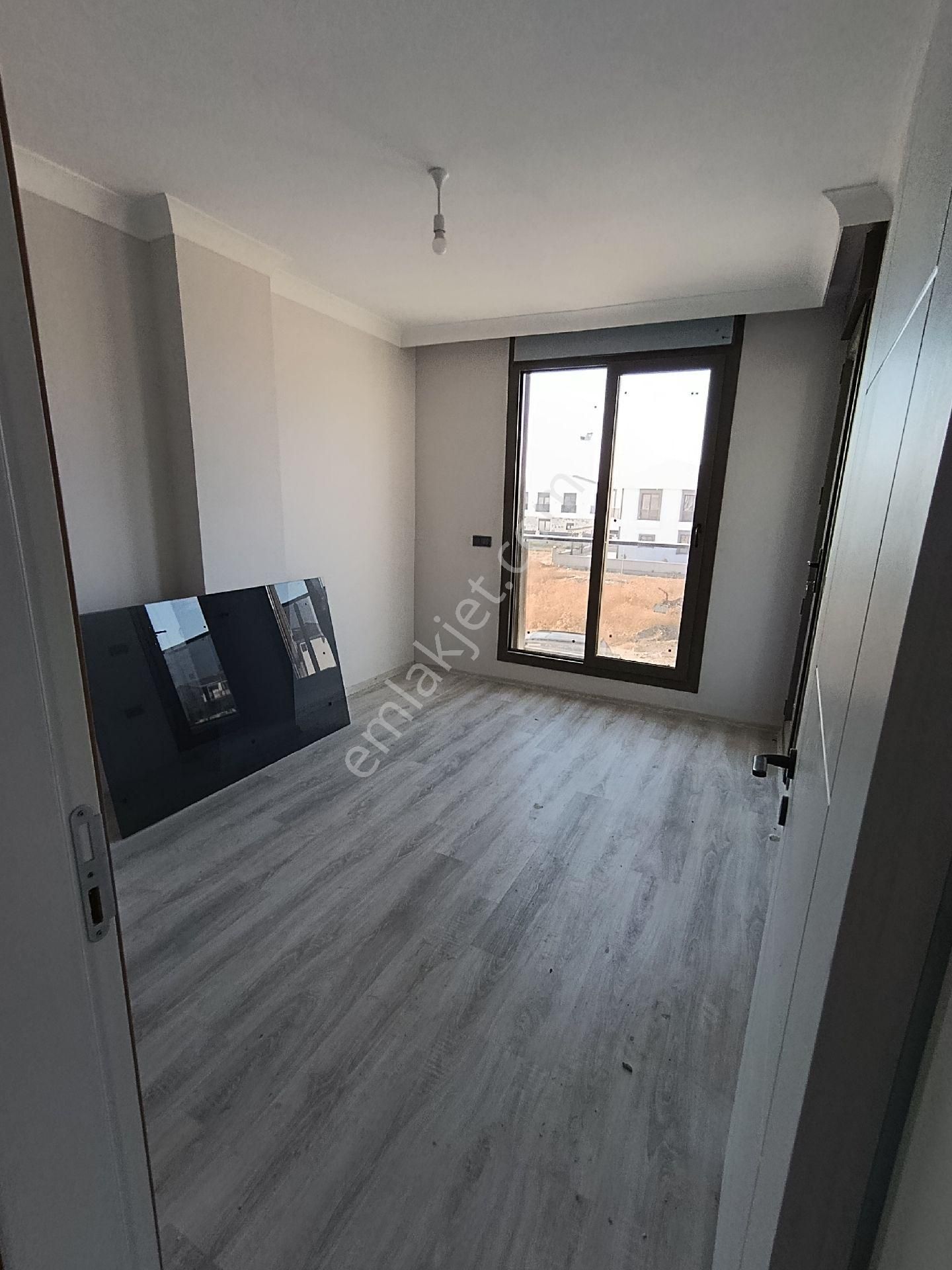 Taş Emlak'tan Kısmi Deniz Manzaralı 3+1 Sıfır Villa - Görsel 15