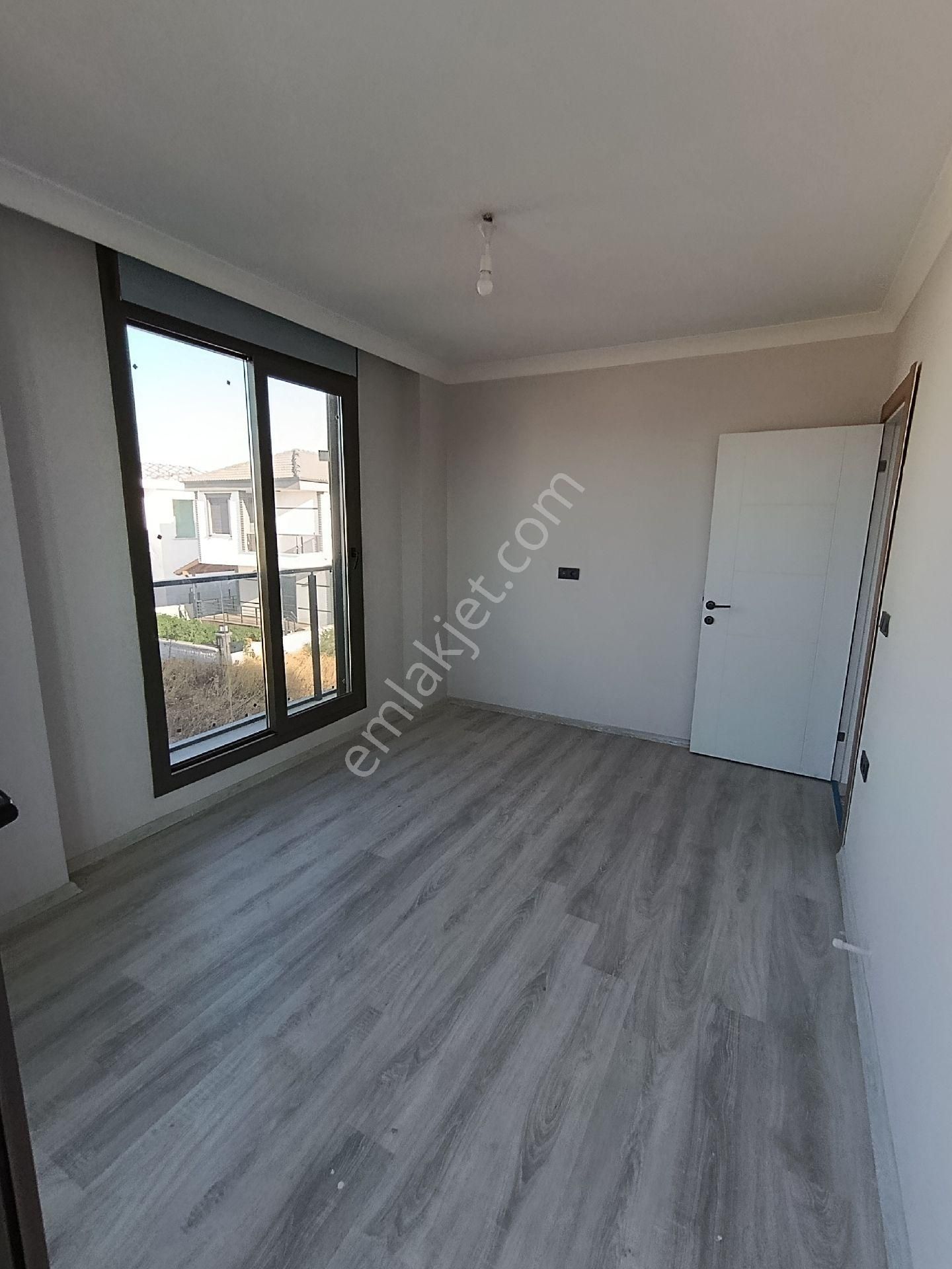 Taş Emlak'tan Kısmi Deniz Manzaralı 3+1 Sıfır Villa - Görsel 18