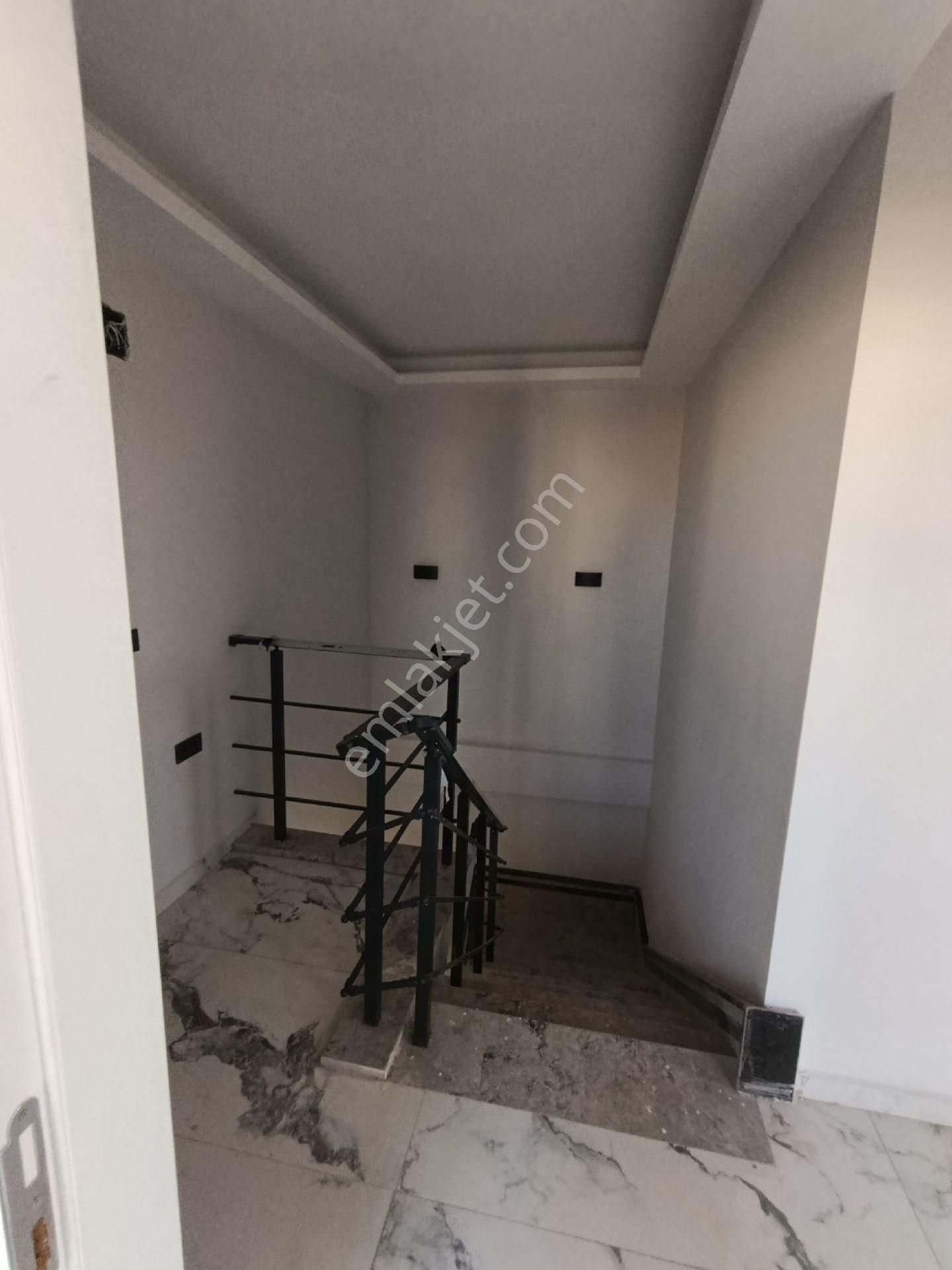 Taş Emlak'tan Kısmi Deniz Manzaralı 3+1 Sıfır Villa - Görsel 21