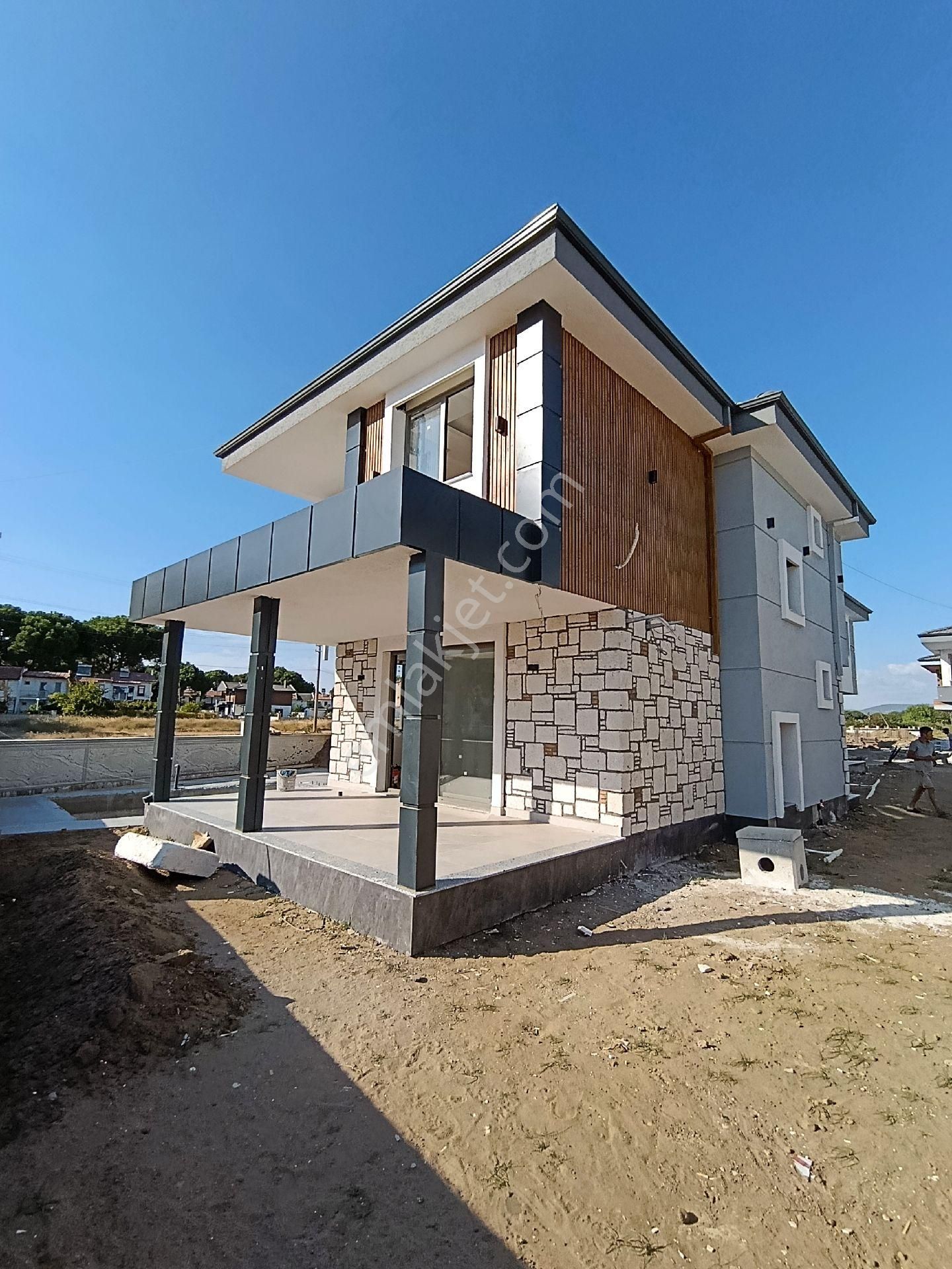 Taş Emlak'an Havuzlu Sitede 3+1 Sıfır Villa - Görsel 16