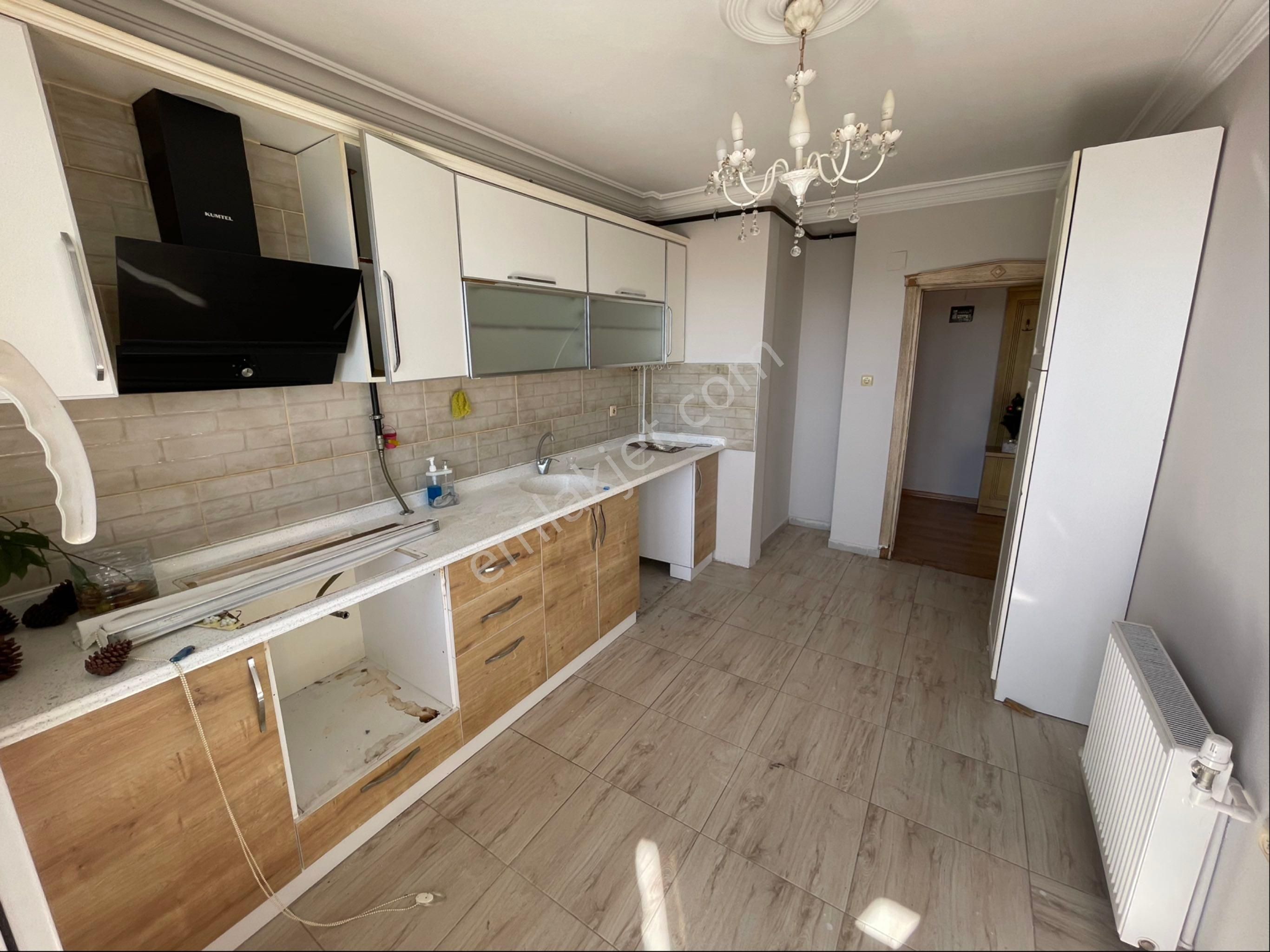 Ardadan Mersin Yenişehir Eğriçamda Kiralık Doğalgazlı Daire - Görsel 3