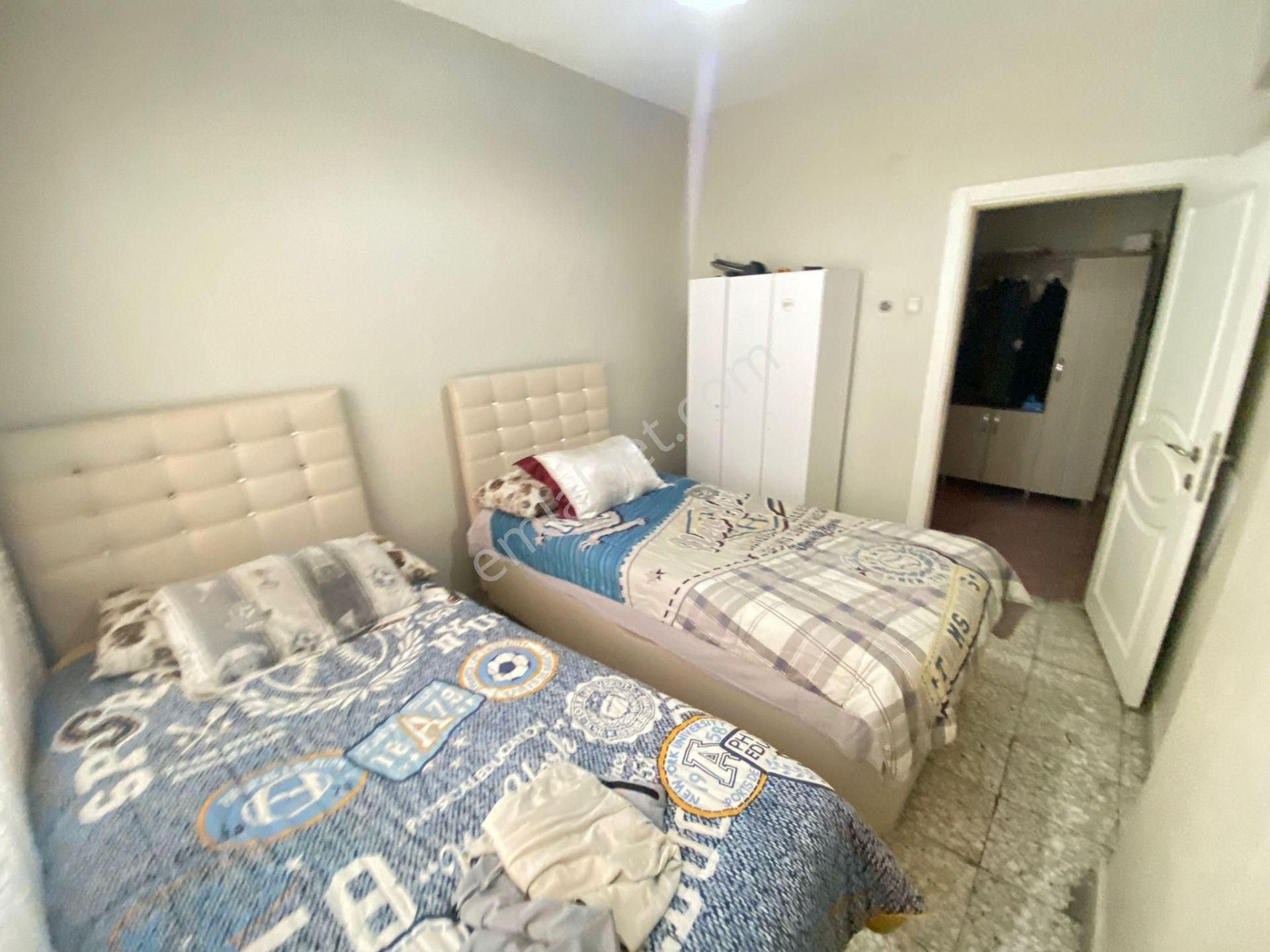 Prestij'den Mithatpaşa'da Geniş Oturumlu Temiz 3+1 Daire - Görsel 14