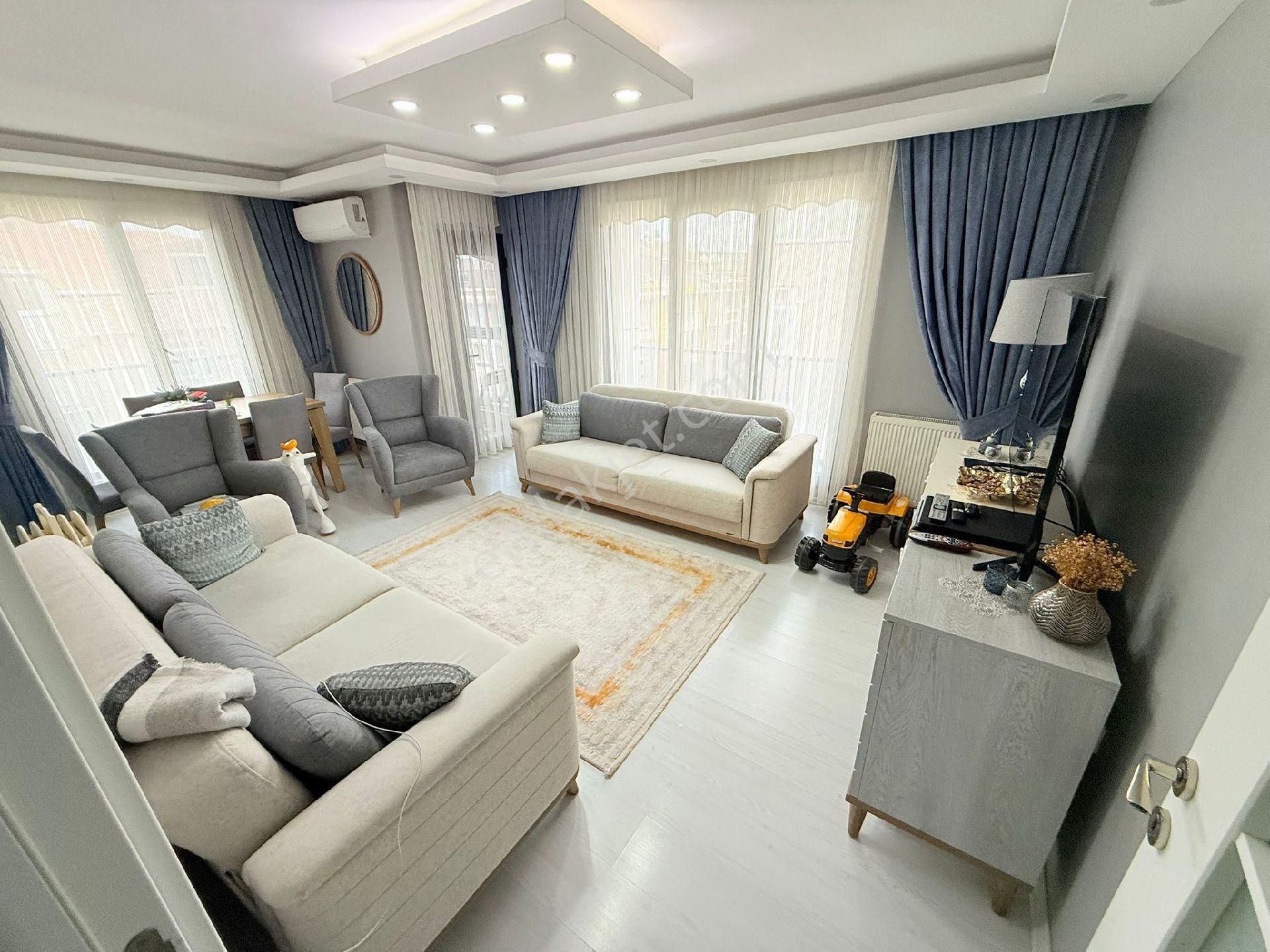 Pusula İnşaat'tan Cebeci Mah. 2+1 110m2 Cadde Üzerinde Köşe Başı Asansörlü Satılık 4.kat