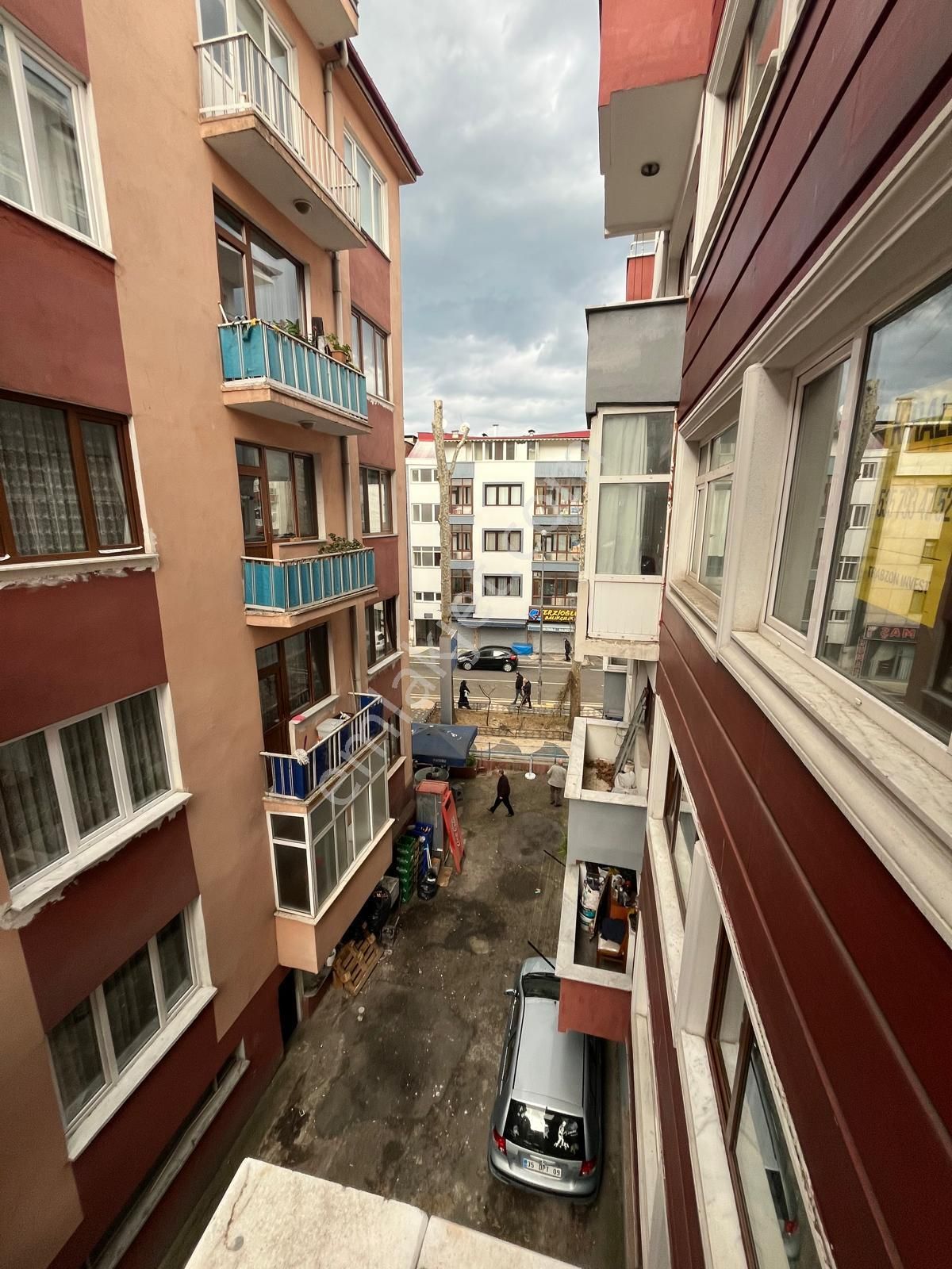 Trabzon'da Kiralık 2+1 Daire - Görsel 14