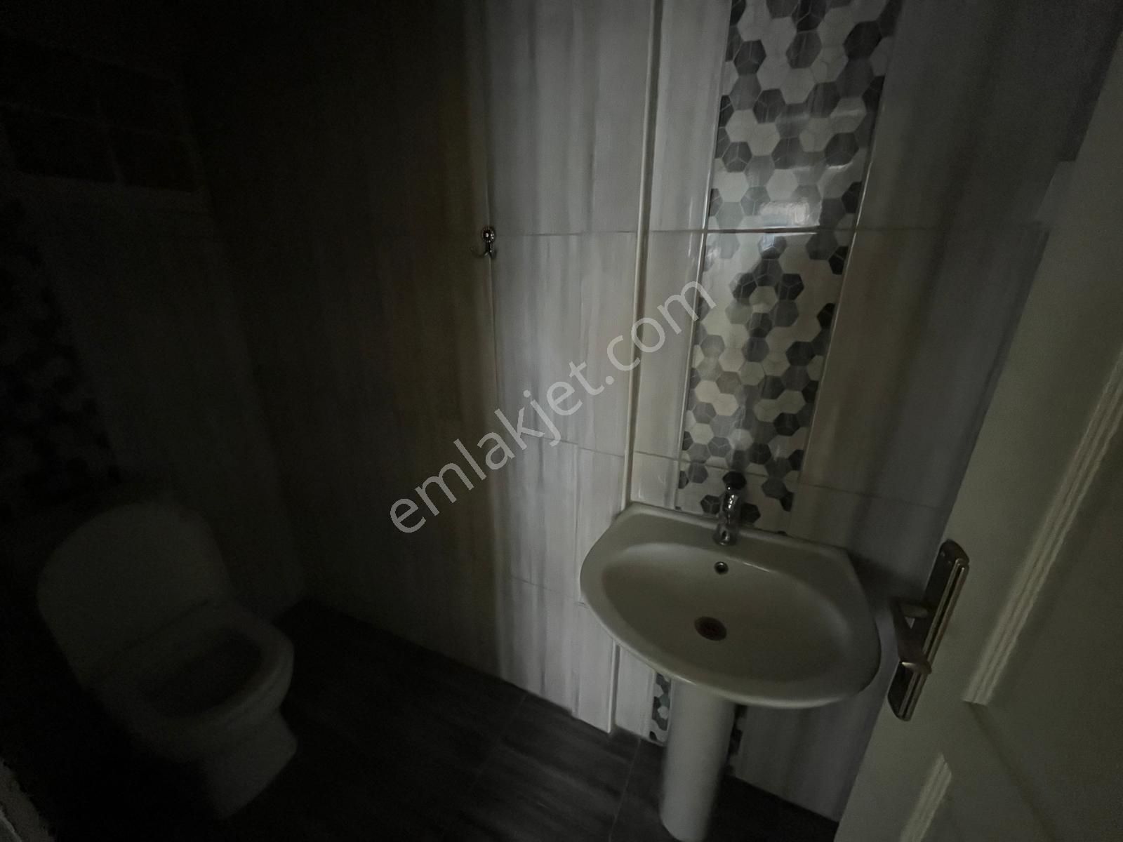 Trabzon'da Kiralık 2+1 Daire - Görsel 13