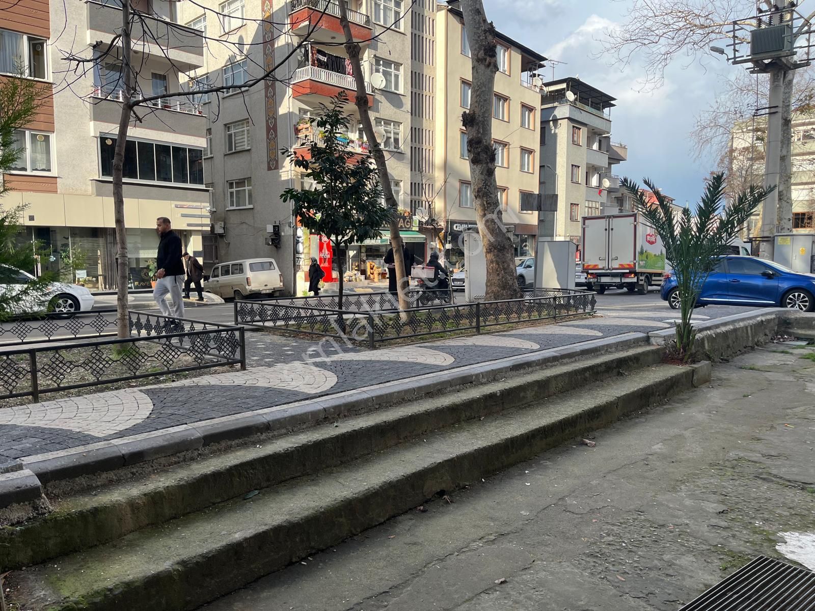 Trabzon'da Kiralık 2+1 Daire - Görsel 18