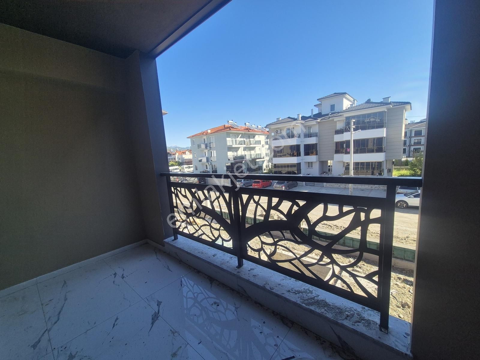 Ortaca Bahçeli Evler'de Havuzlu Sitede Ultra Lüks 1+1 Daire - Görsel 13