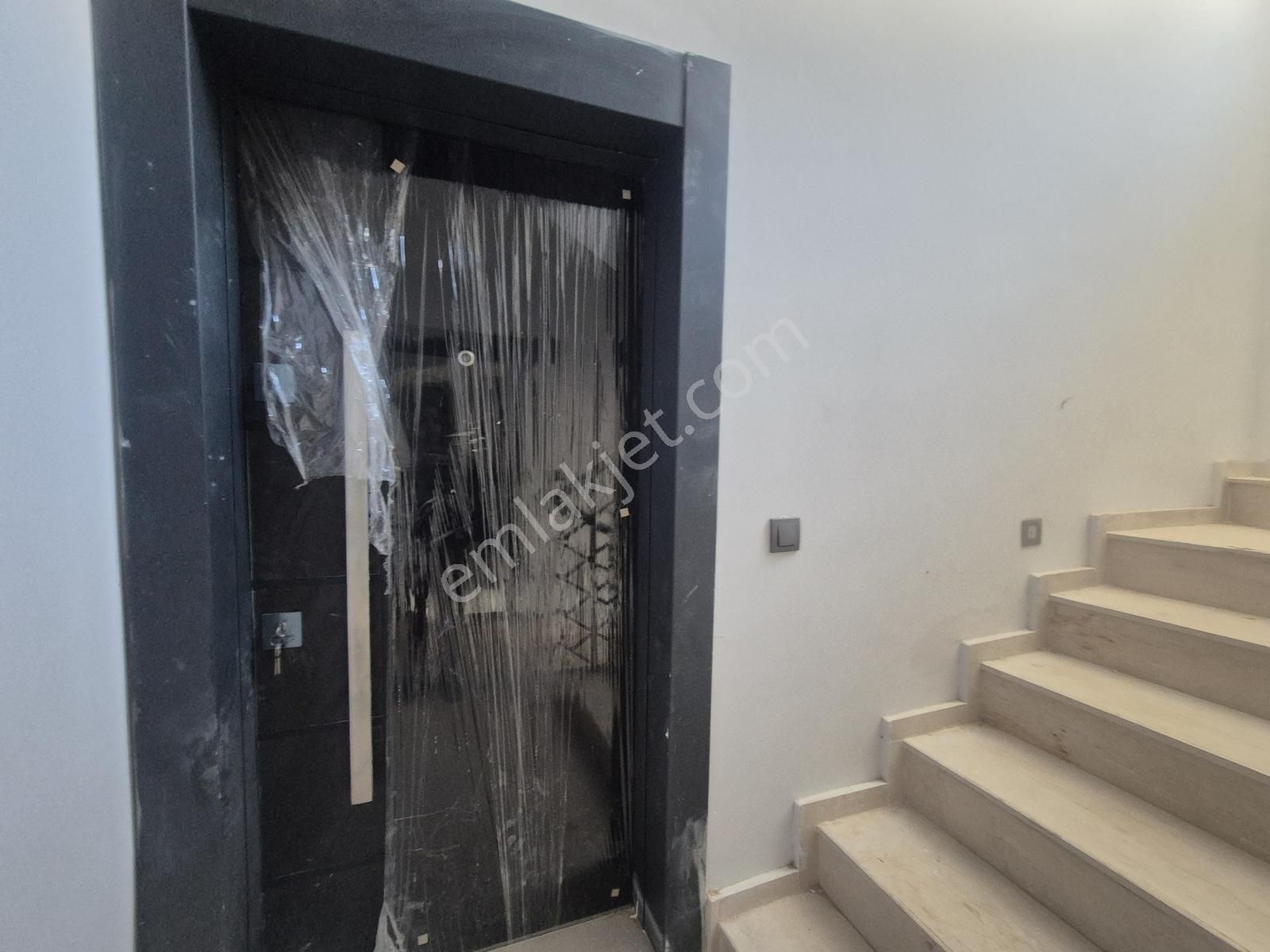 Ortaca Bahçeli Evler'de Havuzlu Sitede Ultra Lüks 1+1 Daire - Görsel 2