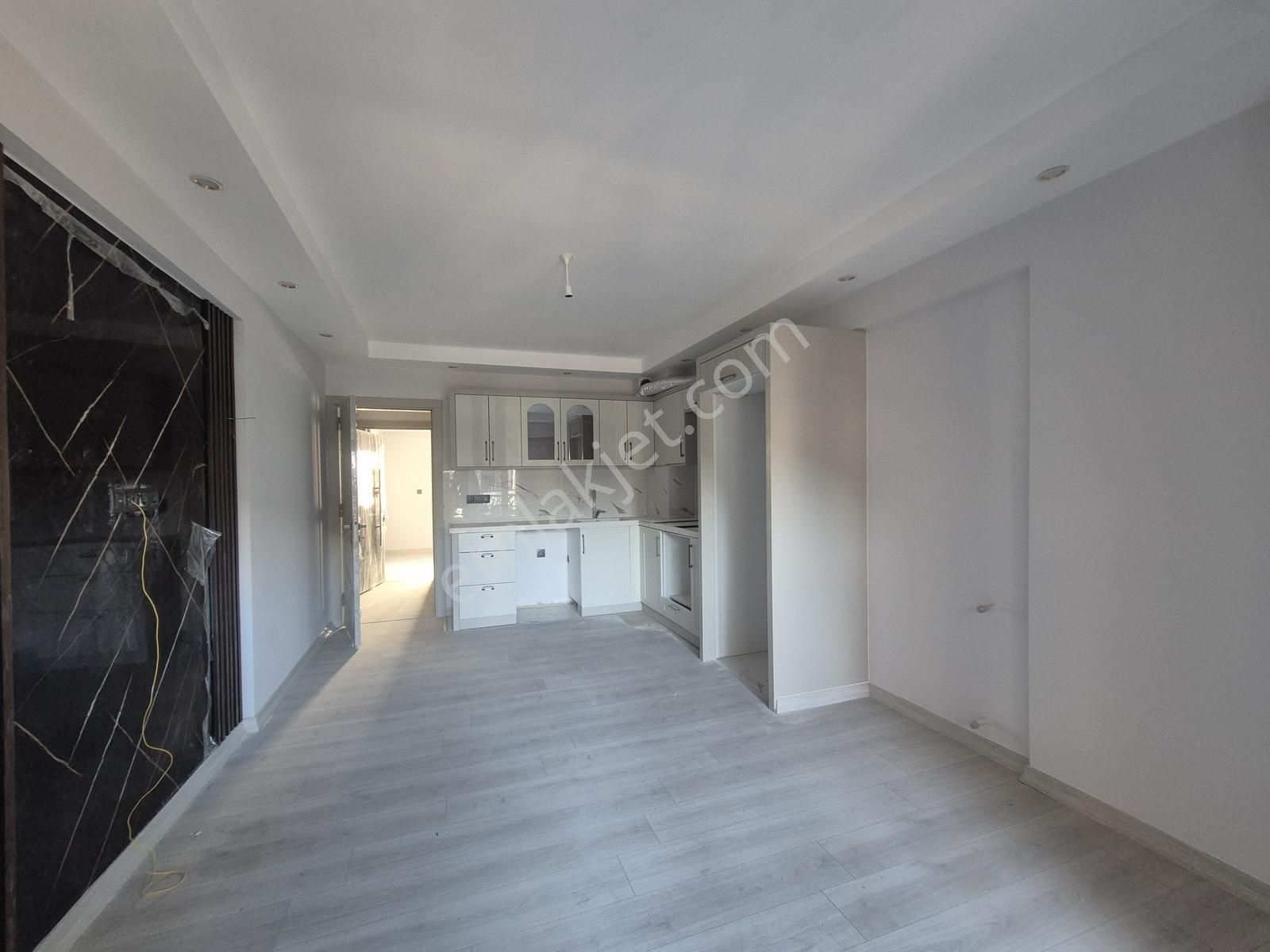 Ortaca Bahçeli Evler'de Havuzlu Sitede Ultra Lüks 1+1 Daire - Görsel 4