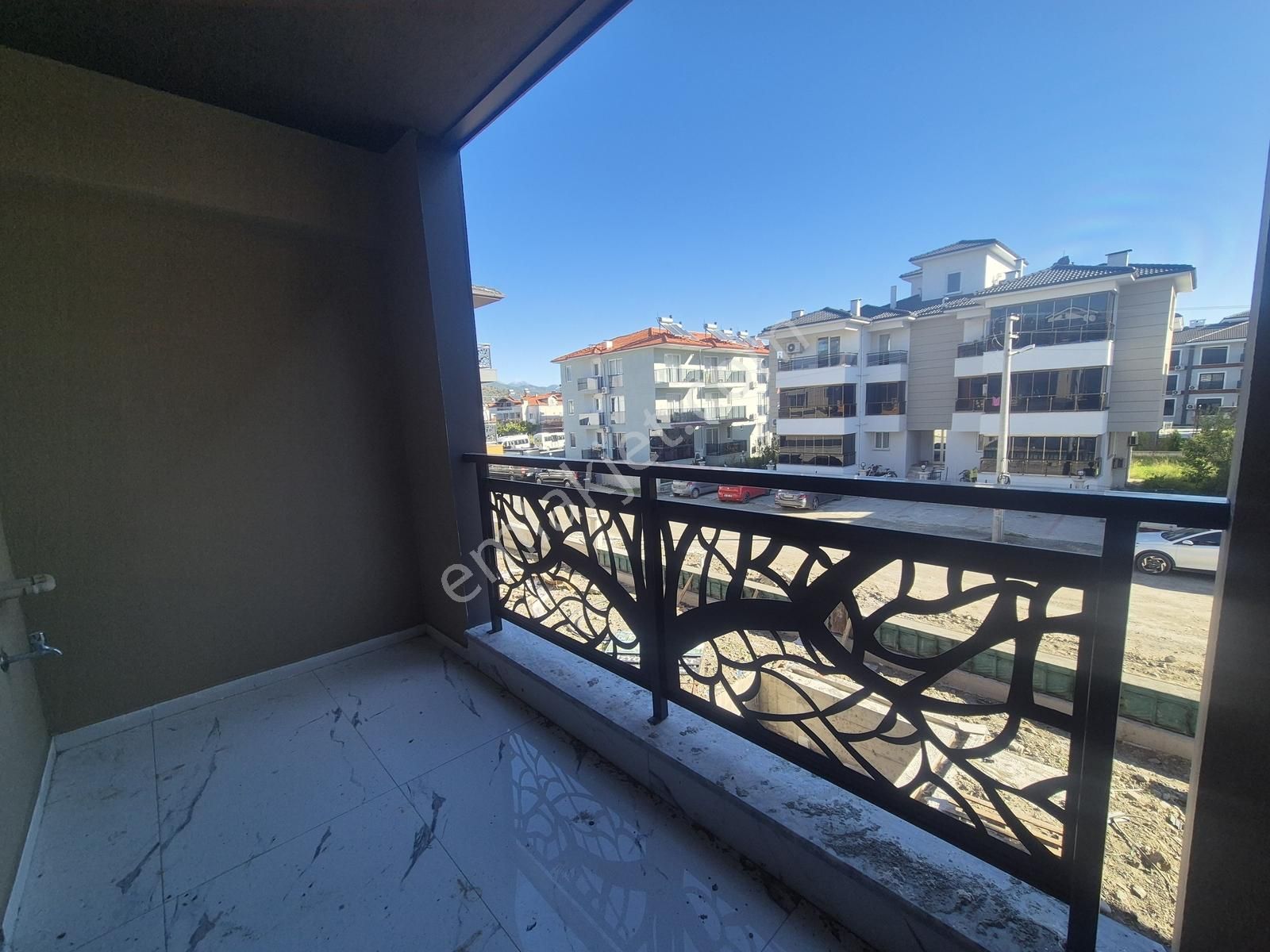 Ortaca Bahçeli Evler'de Havuzlu Sitede Ultra Lüks 1+1 Daire - Görsel 12