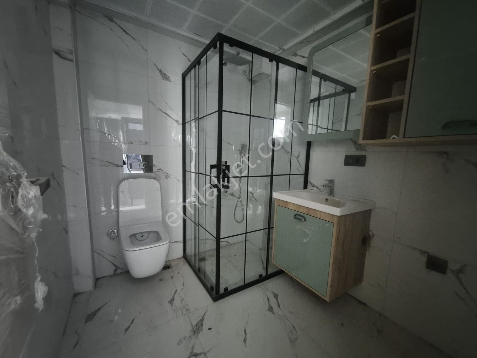 Ortaca Bahçeli Evler'de Havuzlu Sitede Ultra Lüks 1+1 Daire - Görsel 18