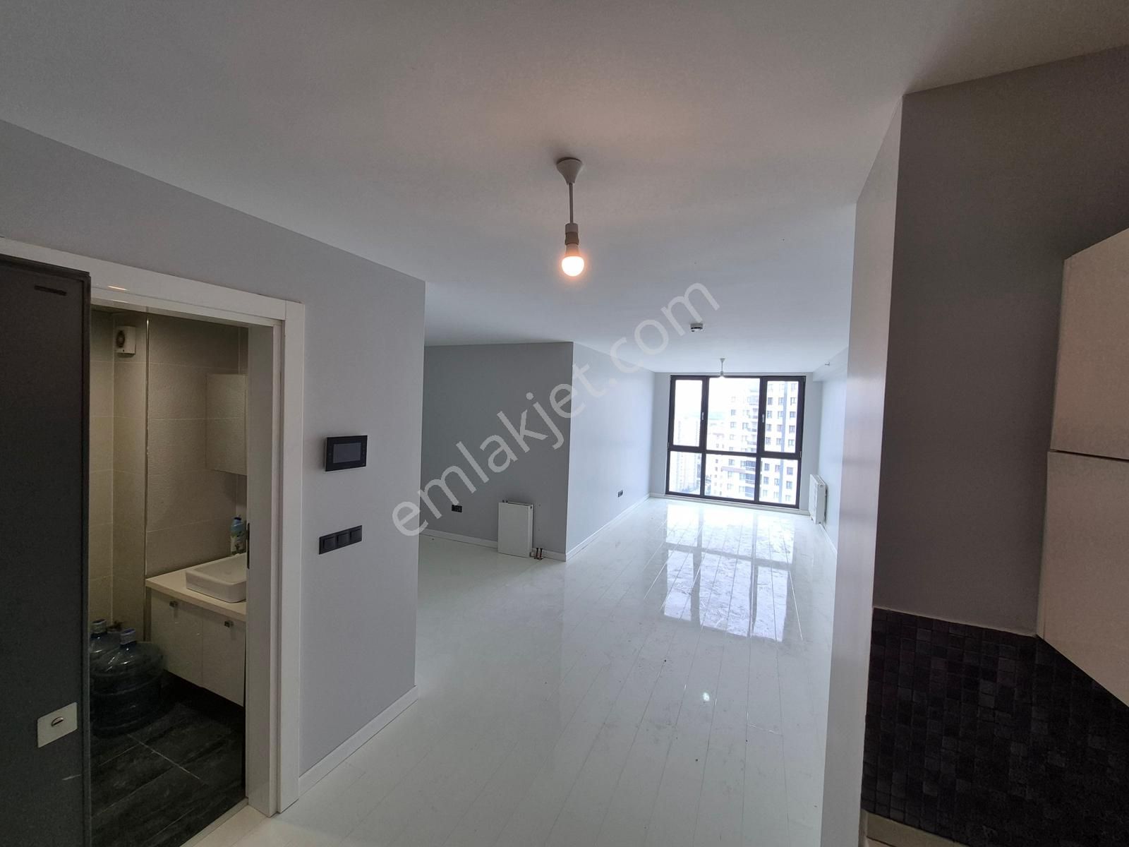 Halkalı Belediye Karşısı Cadde24 Rezidans Kiralık 1+0 Ofis - Görsel 27
