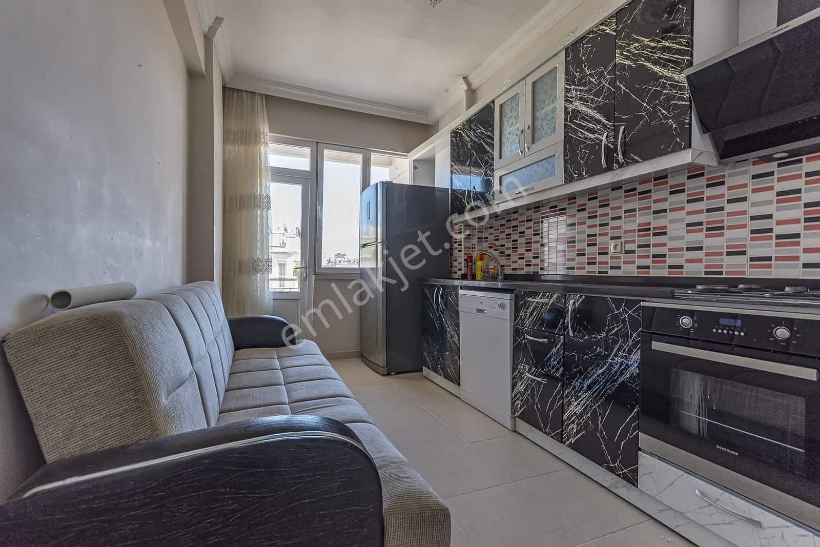 Varlık Mahallesinde 2+1 Kısmen Eşyalı Daire - Görsel 16