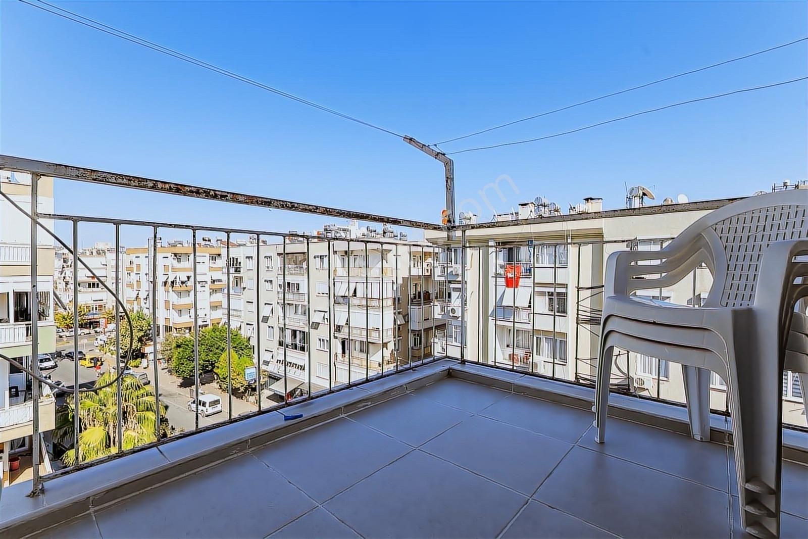 Varlık Mahallesinde 2+1 Kısmen Eşyalı Daire - Görsel 24