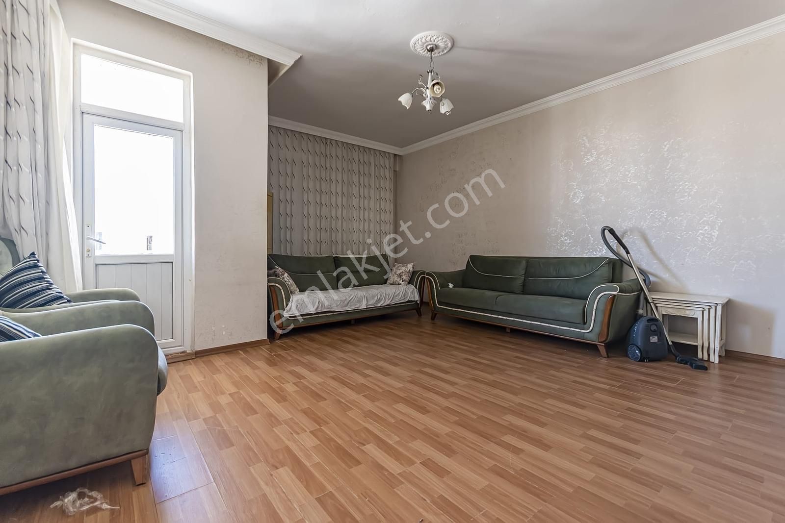 Varlık Mahallesinde 2+1 Kısmen Eşyalı Daire - Görsel 14