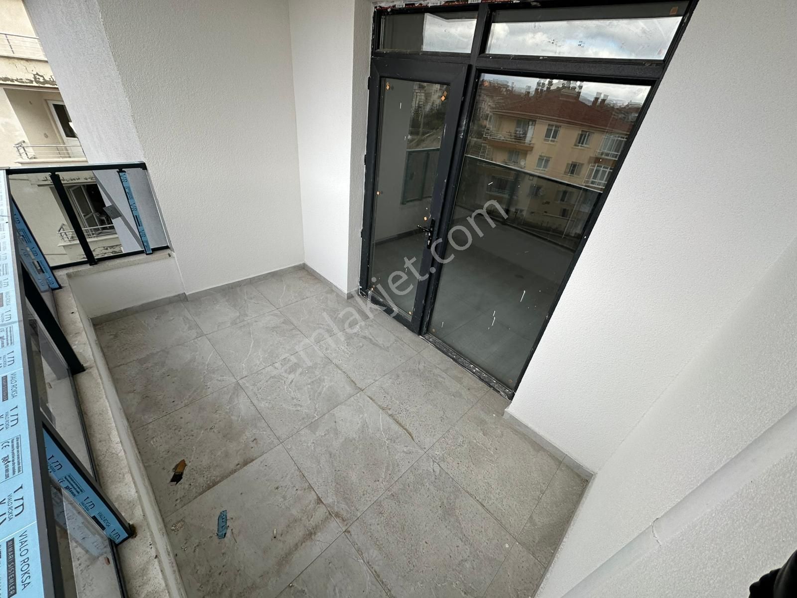 Hayal'den Malazgirt Mah'de 3+1 E.banyolu G. Odalı Katta Asansörlü Sıfır Daire - Görsel 32