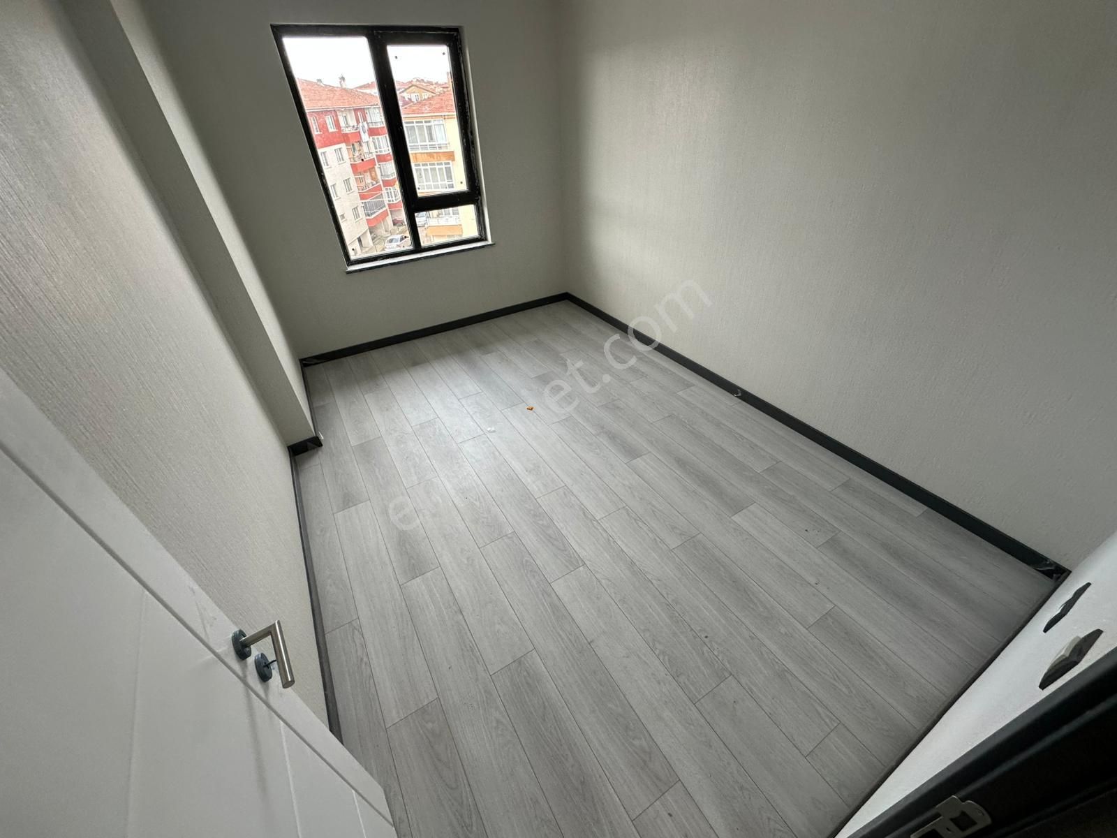 Hayal'den Malazgirt Mah'de 3+1 E.banyolu G. Odalı Katta Asansörlü Sıfır Daire - Görsel 12