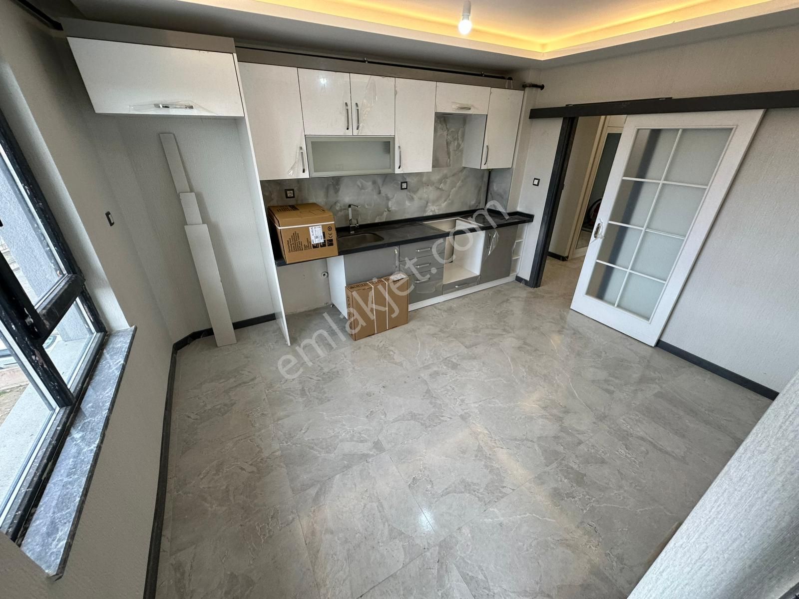 Hayal'den Malazgirt Mah'de 3+1 E.banyolu G. Odalı Katta Asansörlü Sıfır Daire - Görsel 3