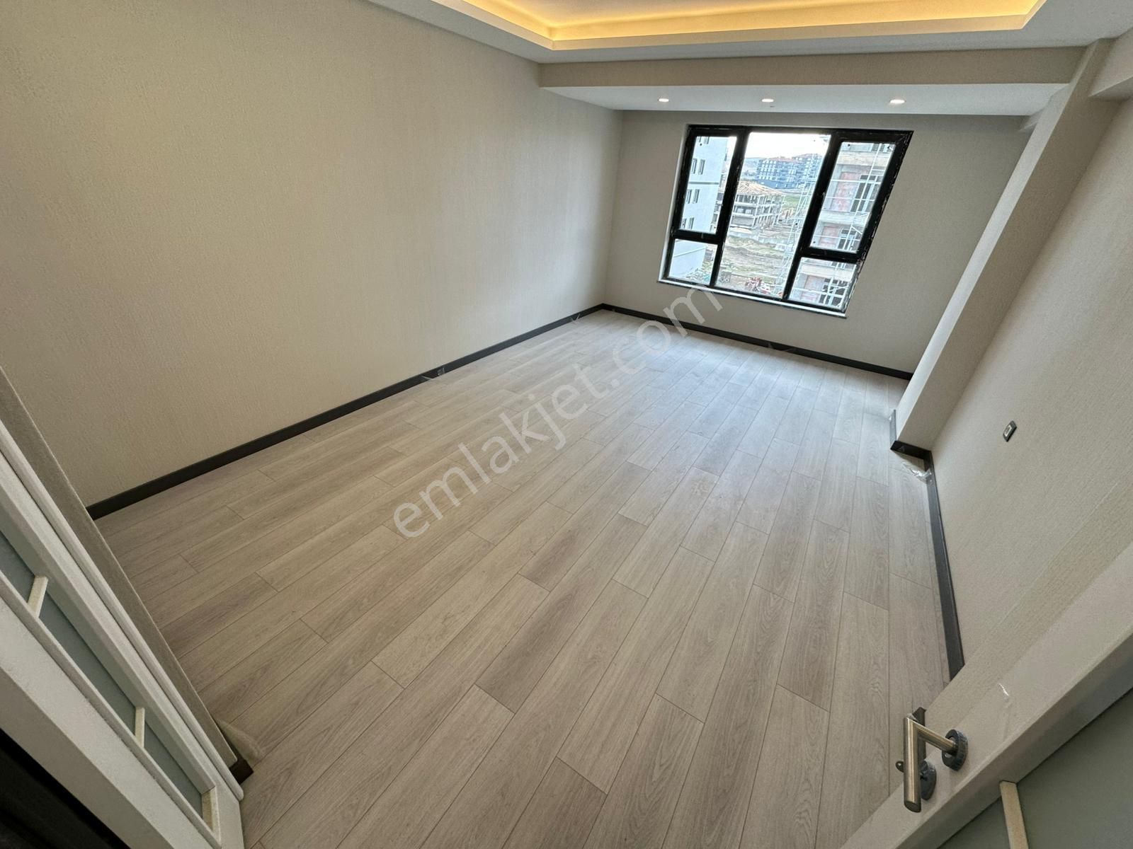 Hayal'den Malazgirt Mah'de 3+1 E.banyolu G. Odalı Katta Asansörlü Sıfır Daire - Görsel 5