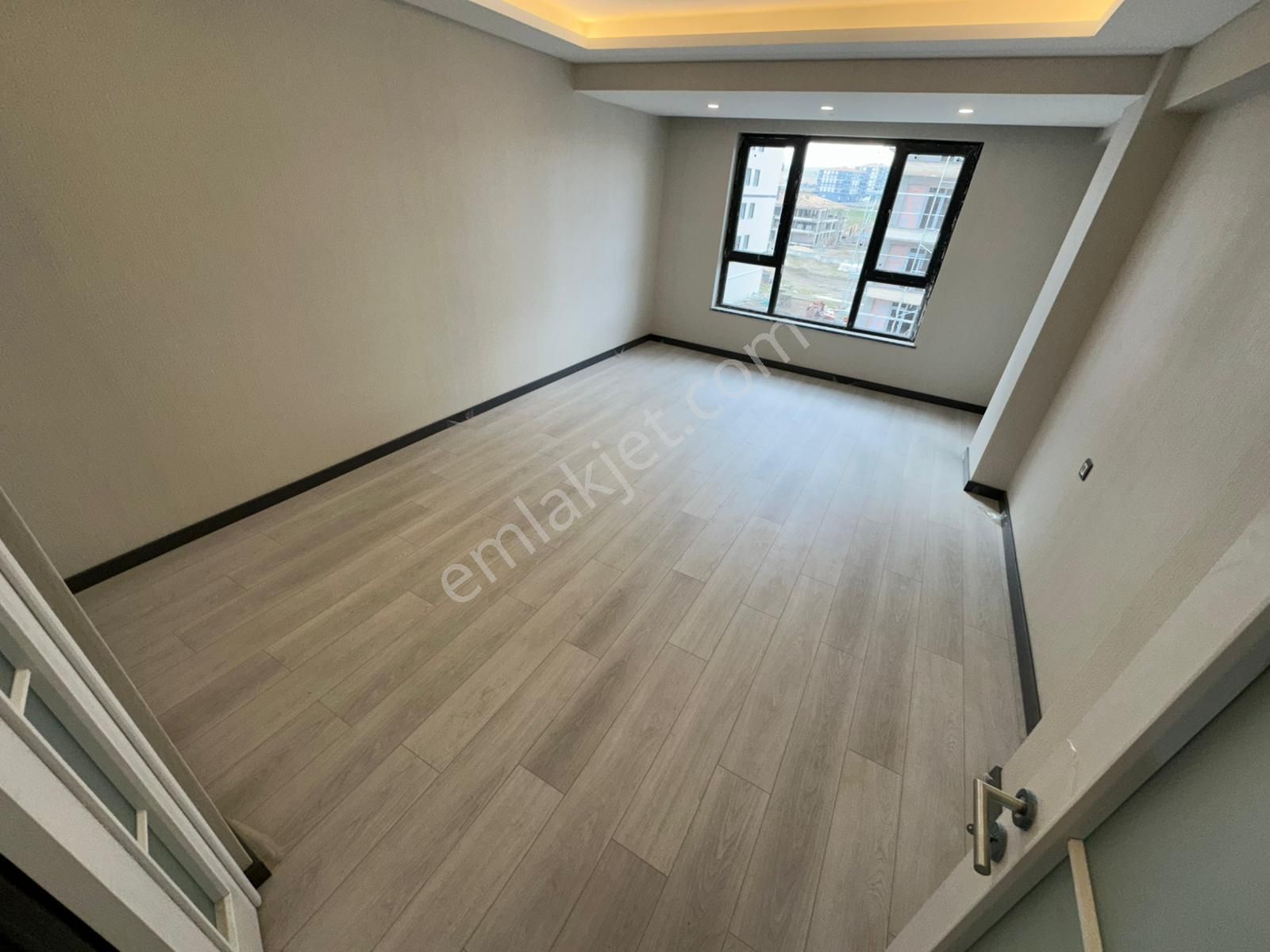 Hayal'den Malazgirt Mah'de 3+1 E.banyolu G. Odalı Katta Asansörlü Sıfır Daire - Görsel 8