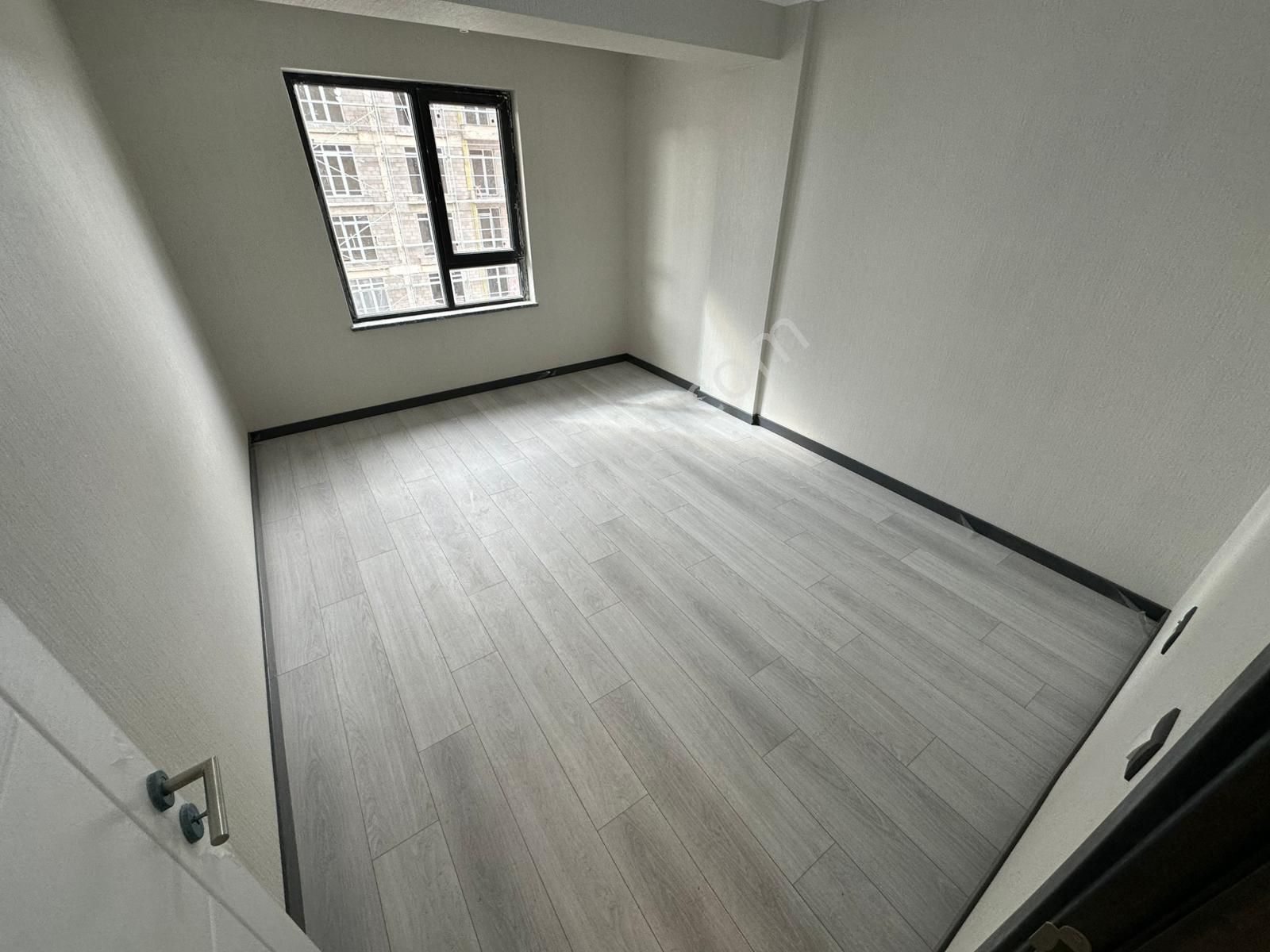 Hayal'den Malazgirt Mah'de 3+1 E.banyolu G. Odalı Katta Asansörlü Sıfır Daire - Görsel 11